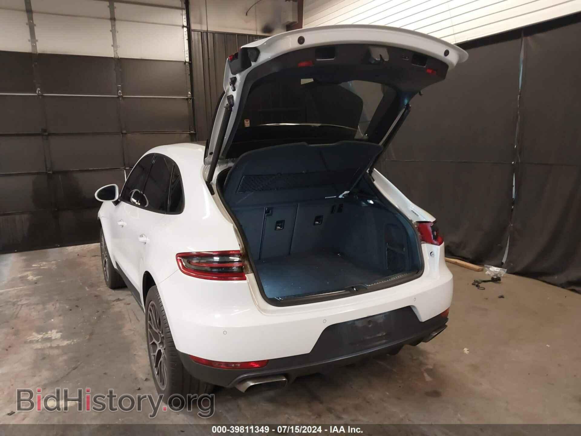 2017 PORSCHE MACAN - VIN: WP1AA2A52HLB08832 - Photo 3