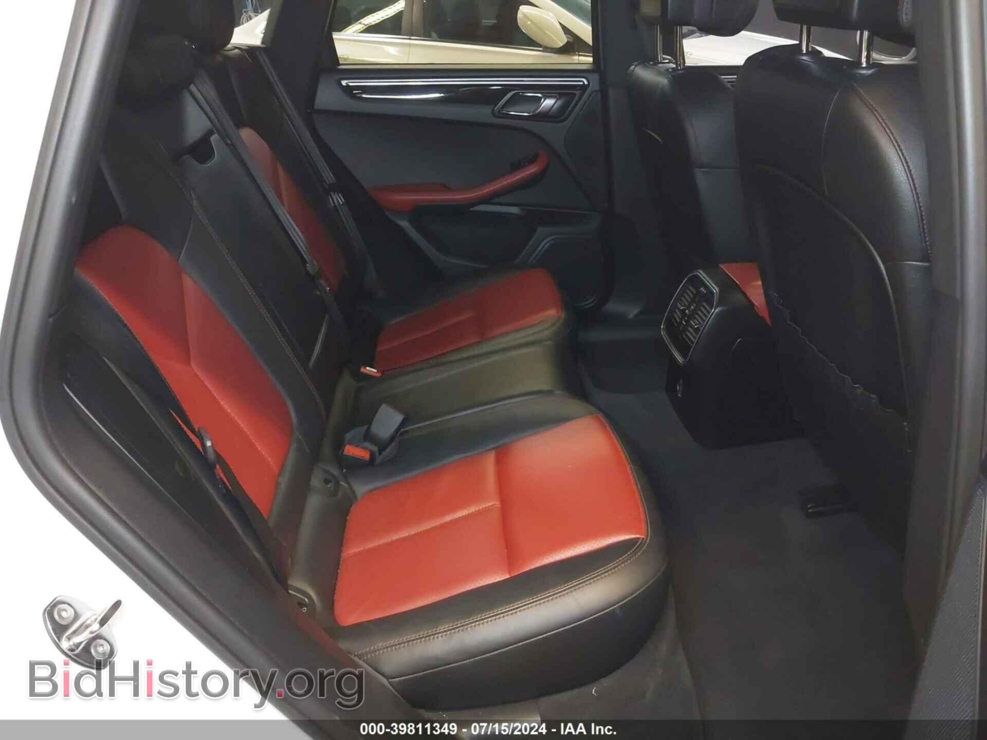 2017 PORSCHE MACAN - VIN: WP1AA2A52HLB08832 - Photo 8