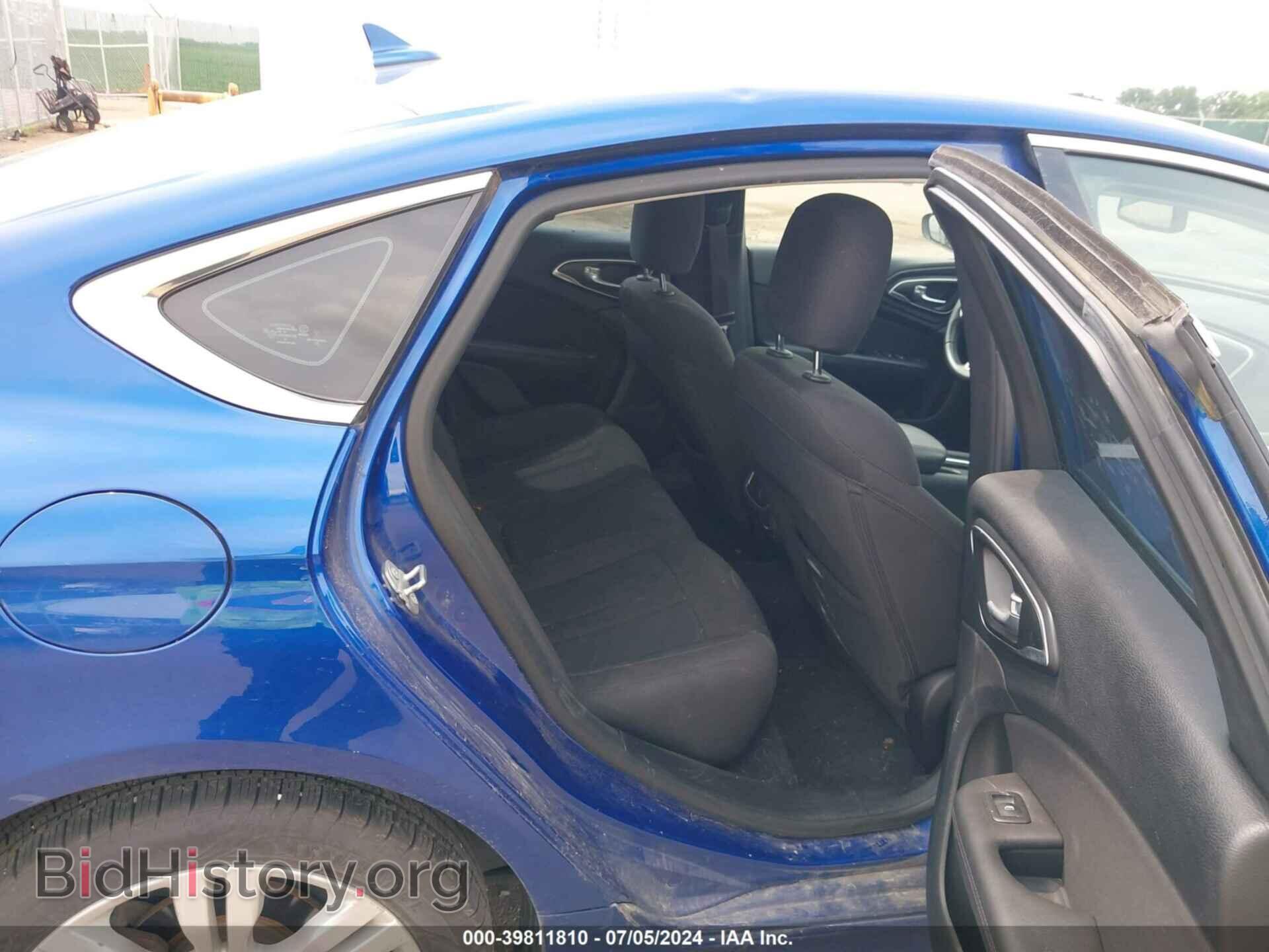 2015 CHRYSLER 200 - VIN: 1C3CCCAB5FN693864 - Фото 8
