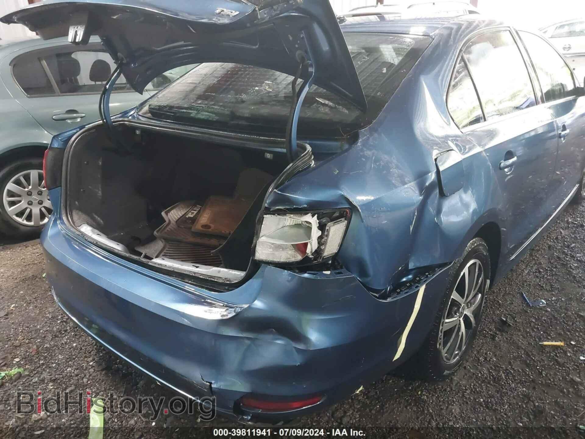 2017 VOLKSWAGEN JETTA - VIN: 3VWDB7AJ1HM207708 - Photo 6
