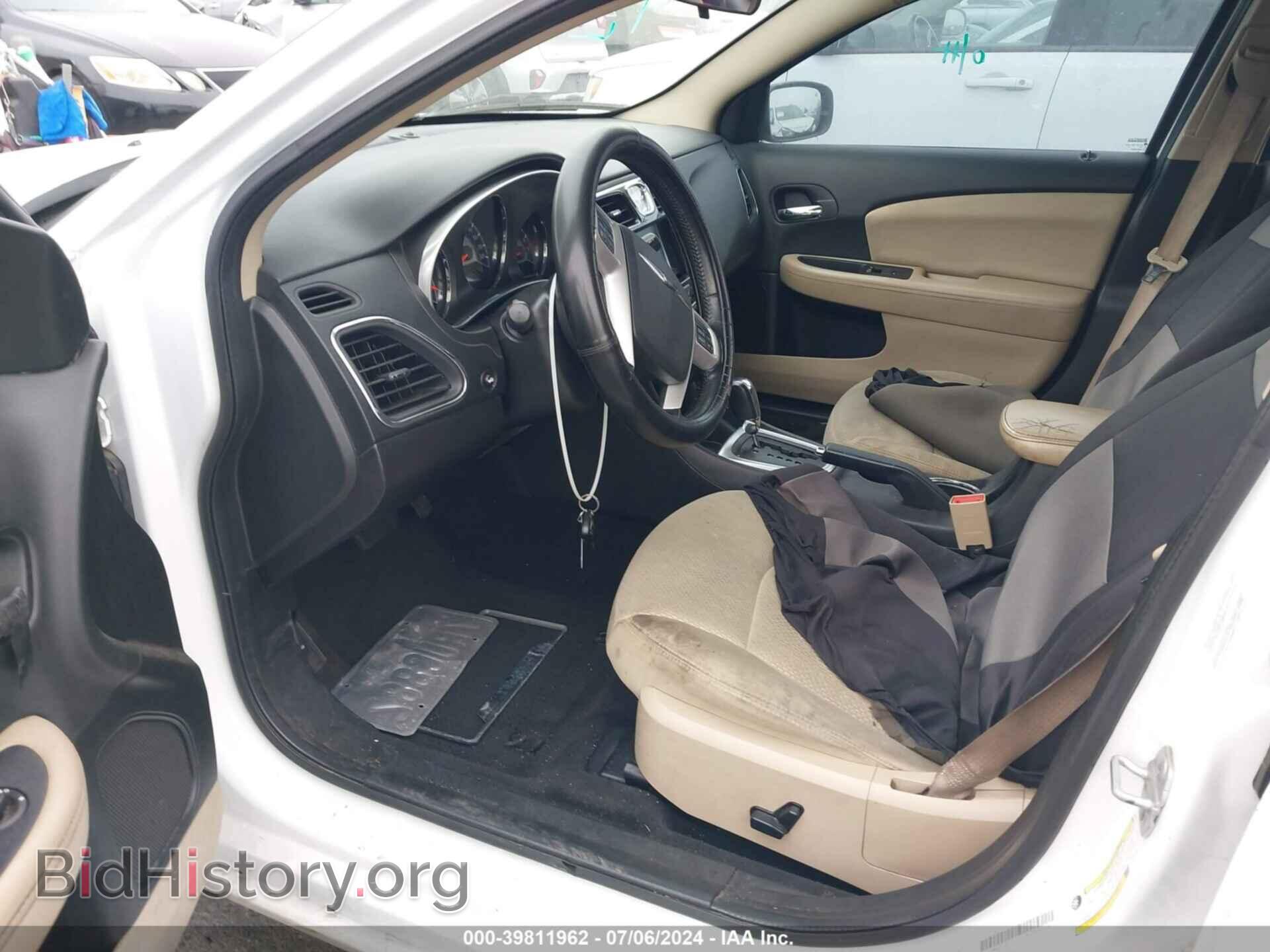 2012 CHRYSLER 200 - VIN: 1C3CCBBB4CN117168 - Photo 5