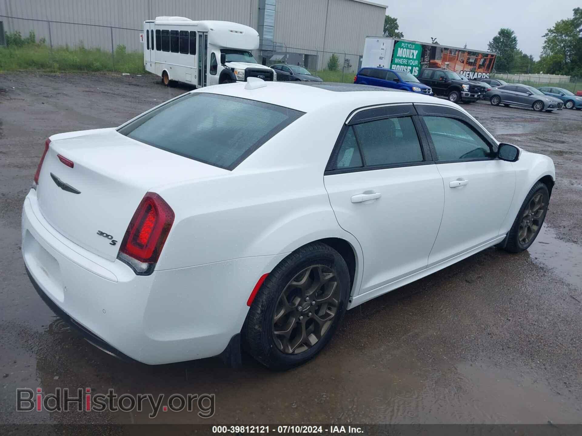 2016 CHRYSLER 300 - VIN: 2C3CCAGG2GH296324 - Фото 4