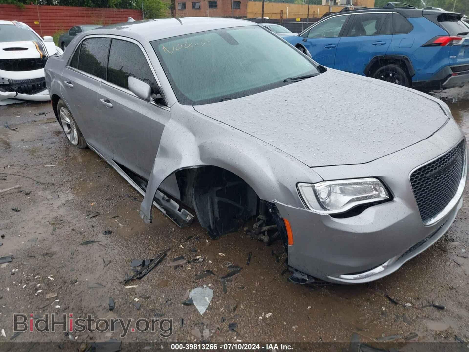 2015 CHRYSLER 300 - VIN: 2C3CCAAG2FH807005 - Фото 6
