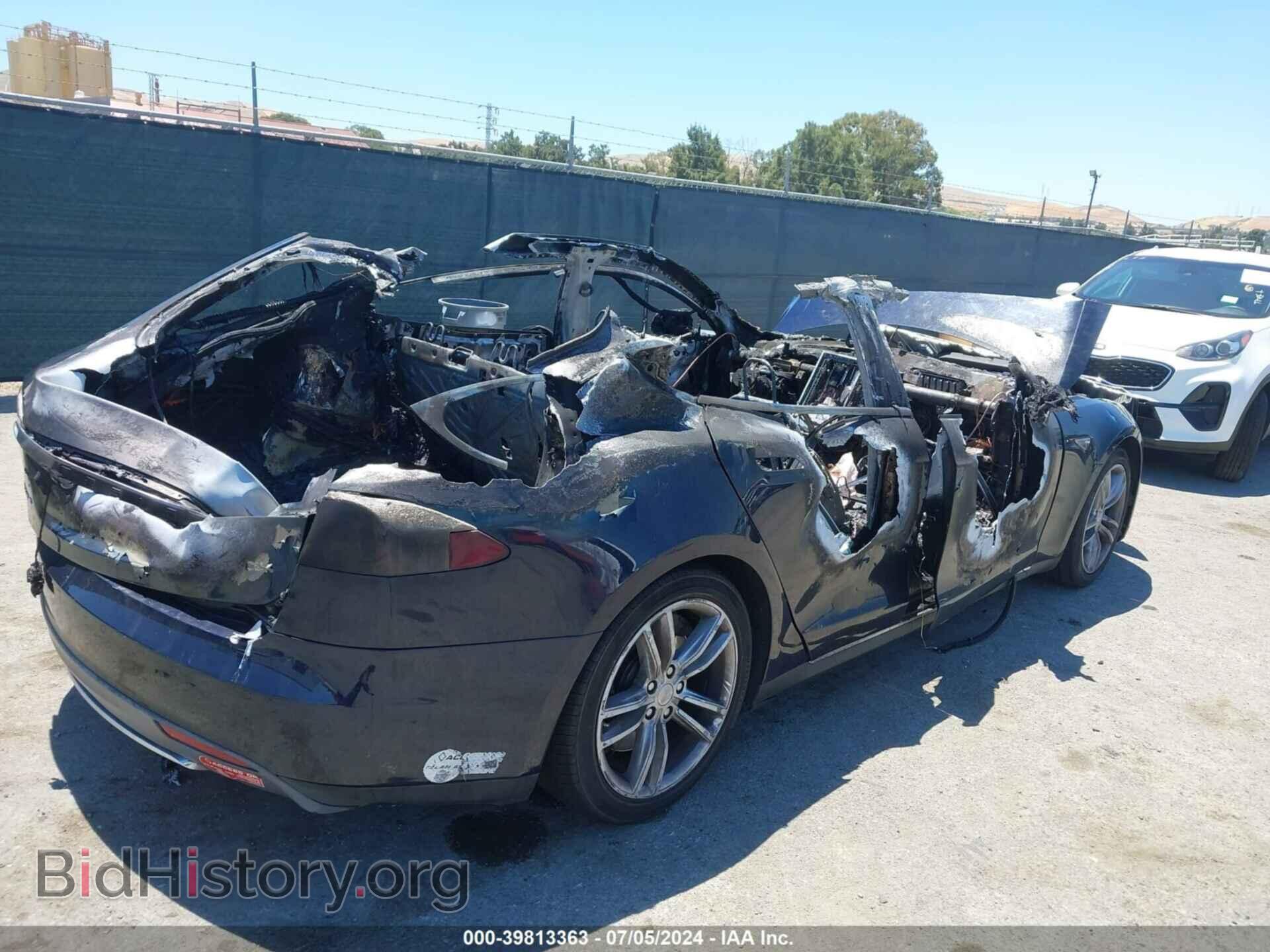 2013 TESLA MODEL S - VIN: 5YJSA1DN7DFP27211 - Photo 4