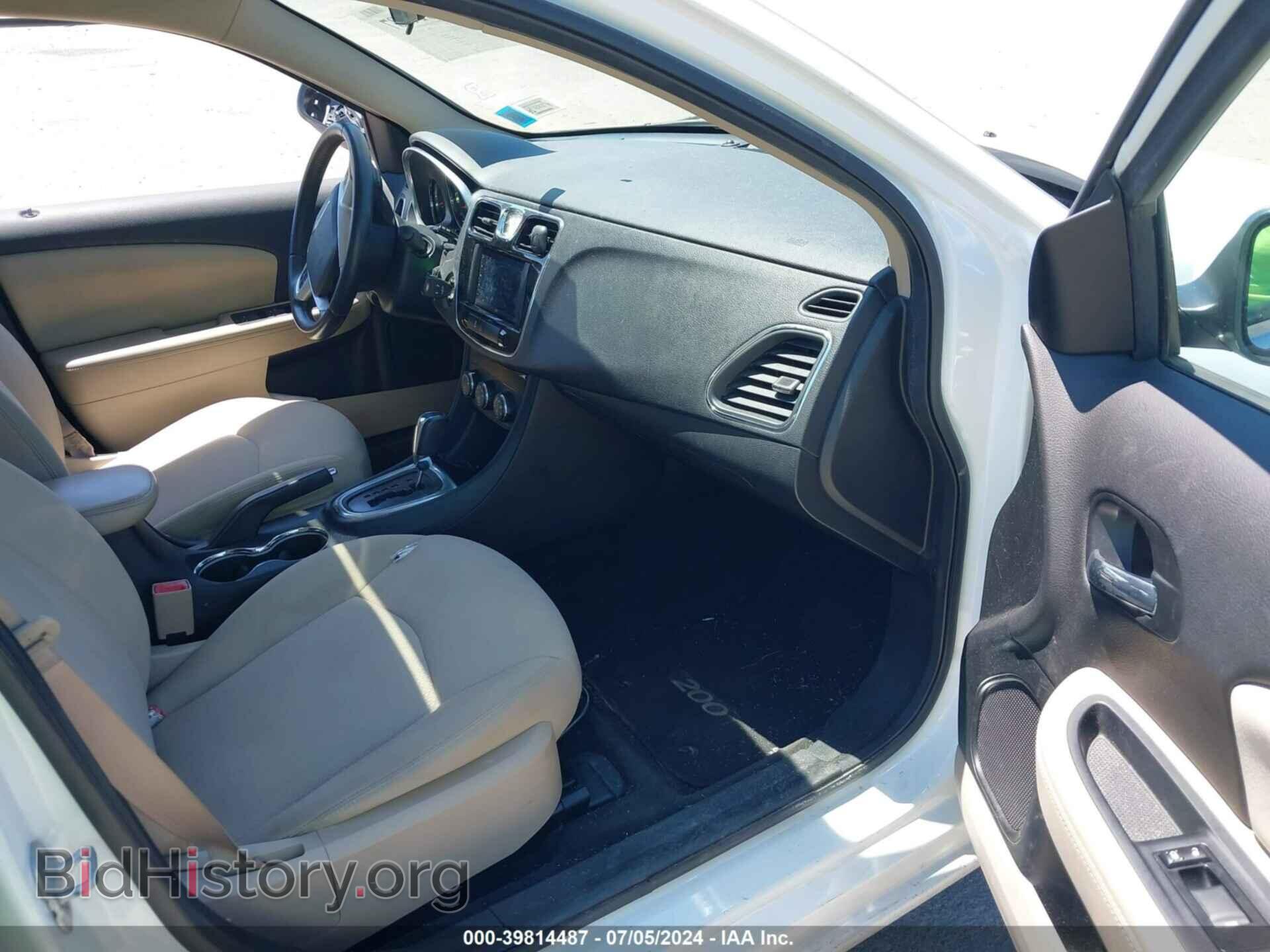 2012 CHRYSLER 200 - VIN: 1C3CCBBG0CN211494 - Фото 5