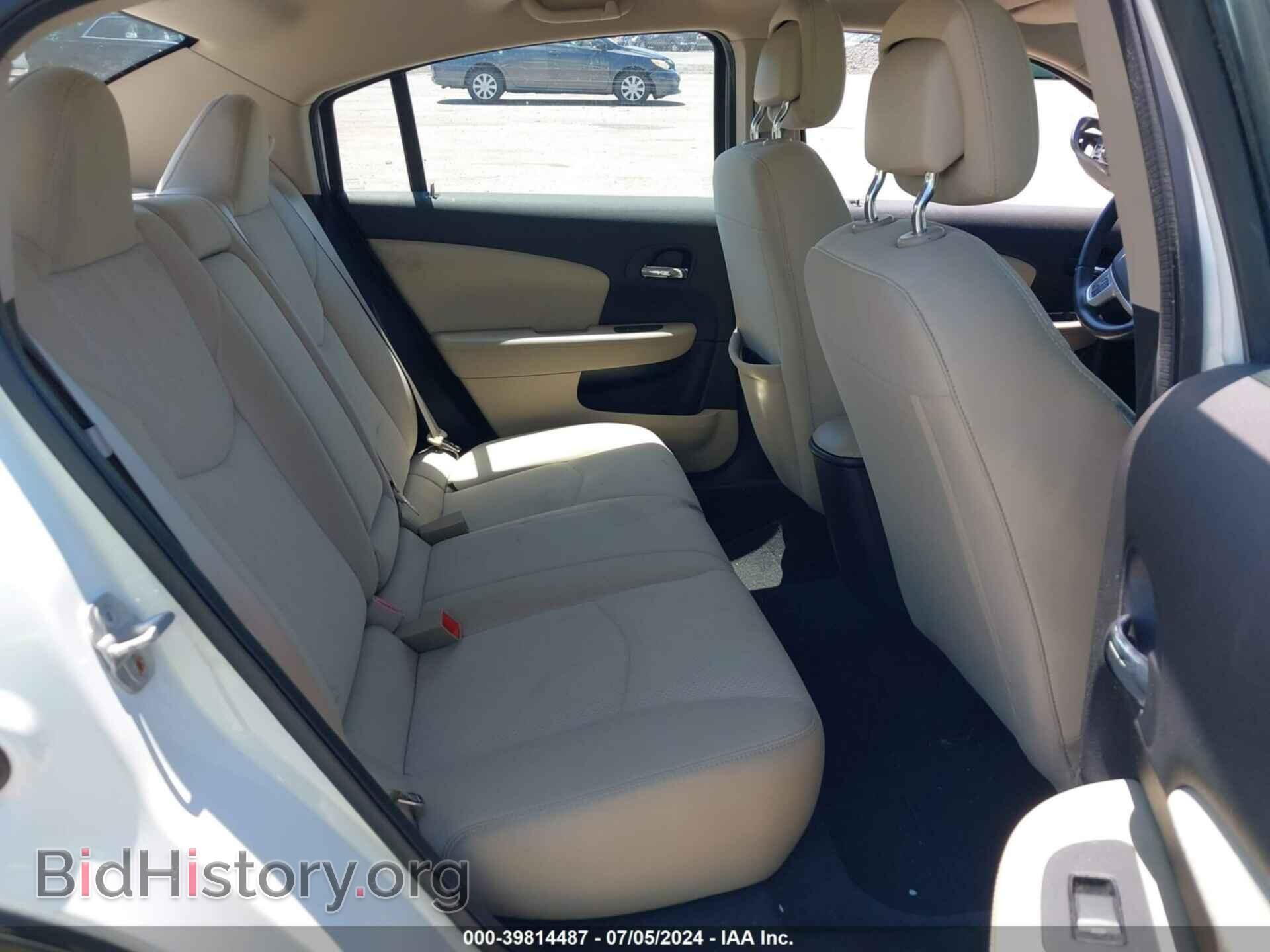 2012 CHRYSLER 200 - VIN: 1C3CCBBG0CN211494 - Фото 8