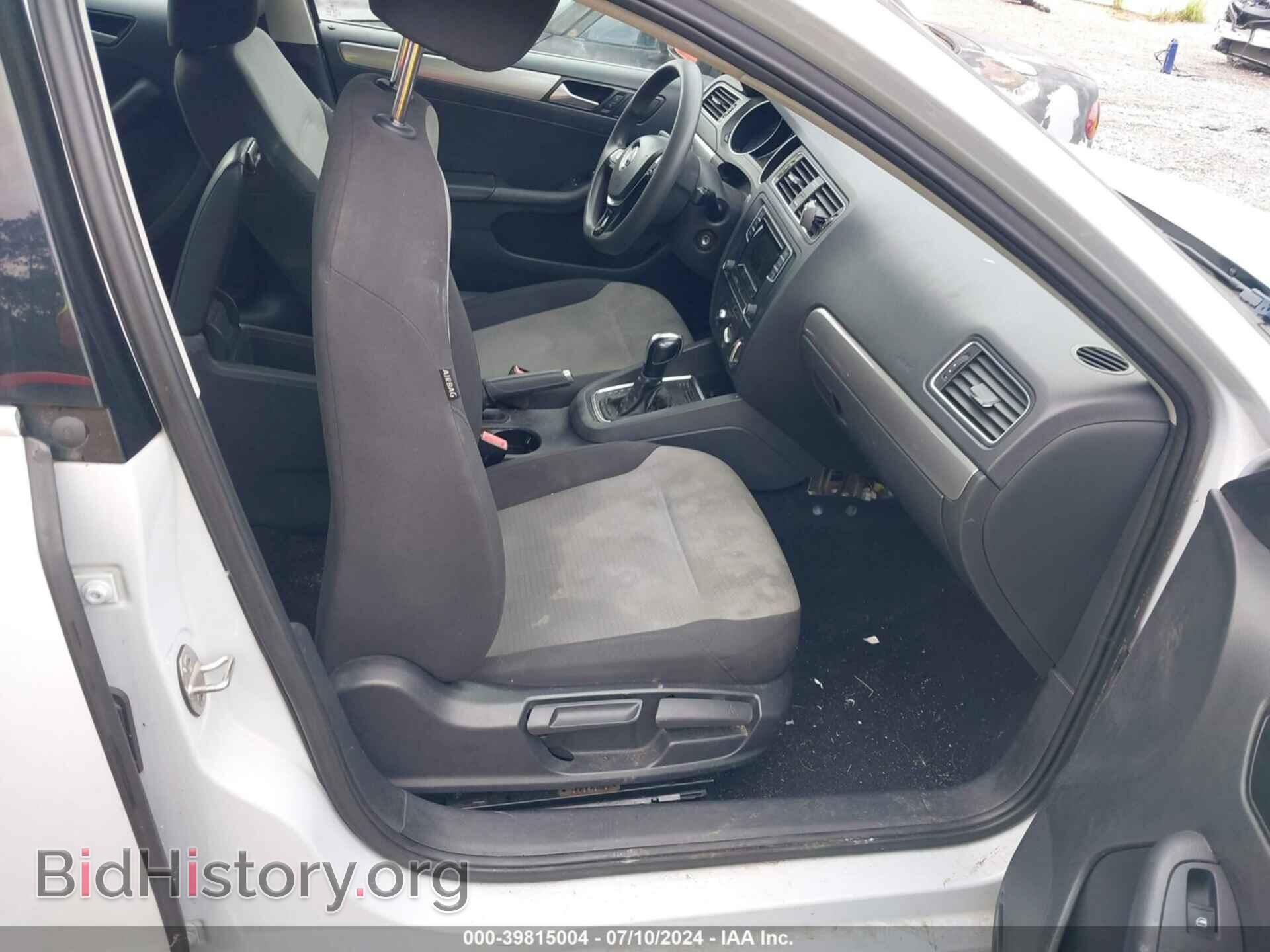 2017 VOLKSWAGEN JETTA - VIN: 3VW2B7AJ9HM260776 - Фото 5