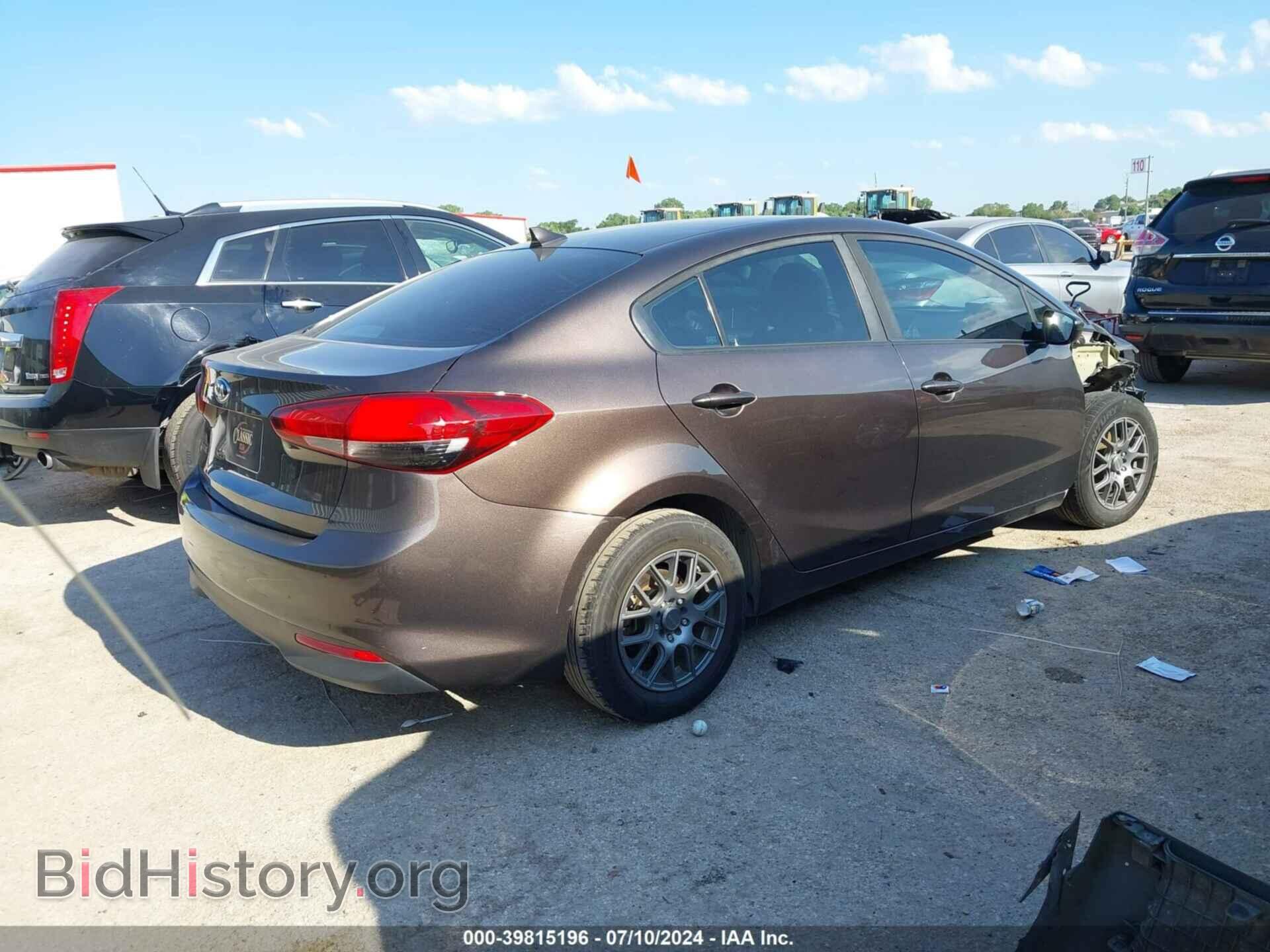 2017 KIA FORTE - VIN: 3KPFK4A74HE133774 - Фото 4