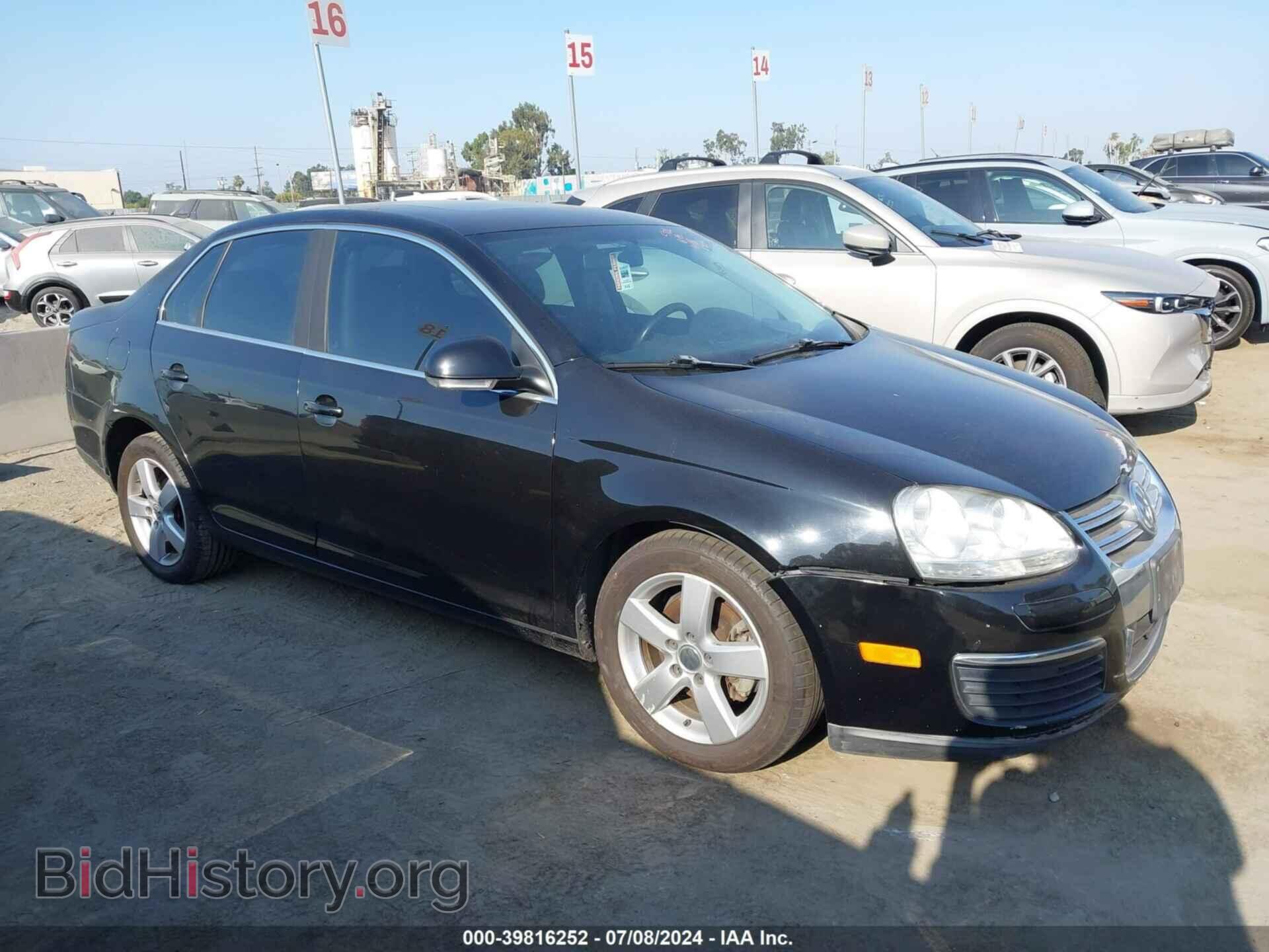 Photo 3VWRM71K98M010570 - VOLKSWAGEN JETTA 2008