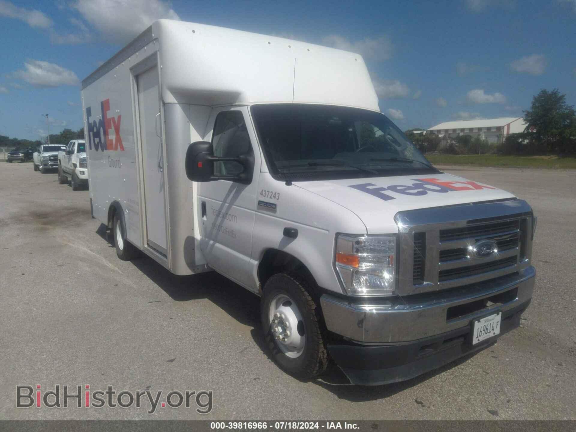 Photo 1FDWE3FK2MDC13371 - FORD E-350 CUTAWAY 2021