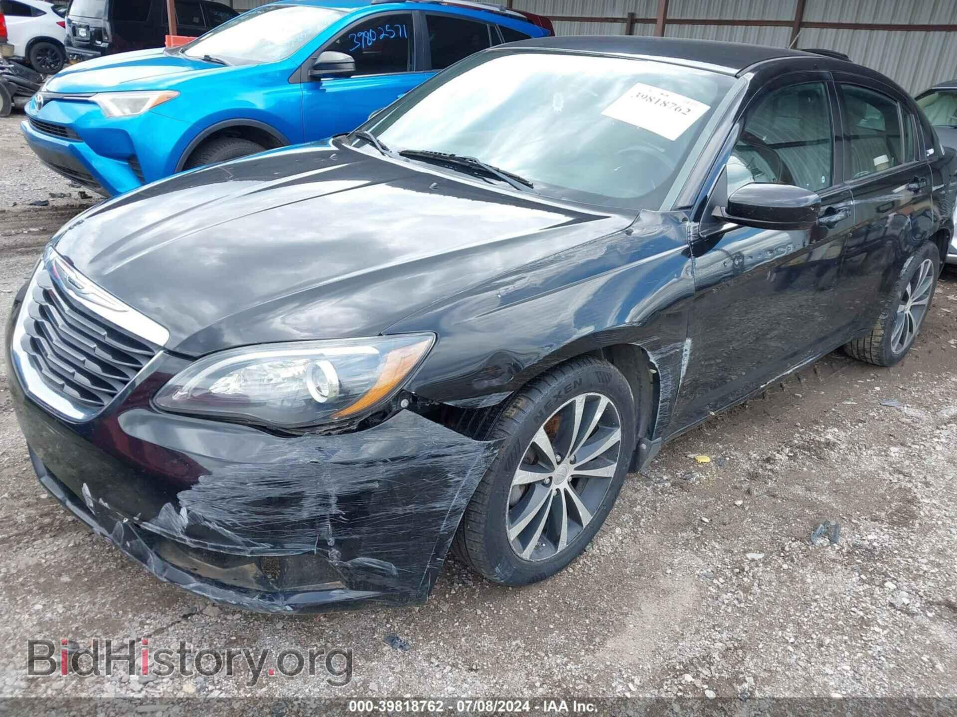 2014 CHRYSLER 200 - VIN: 1C3CCBCG3EN103372 - Фото 2