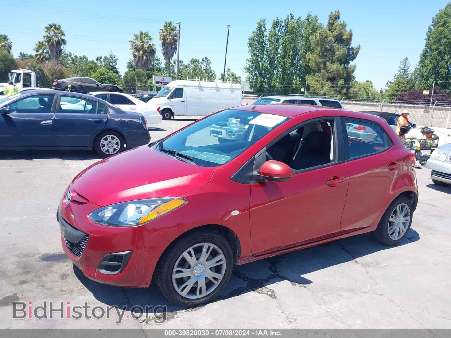2014 MAZDA MAZDA2 - VIN: JM1DE1KZ9E0181045 - Фото 2