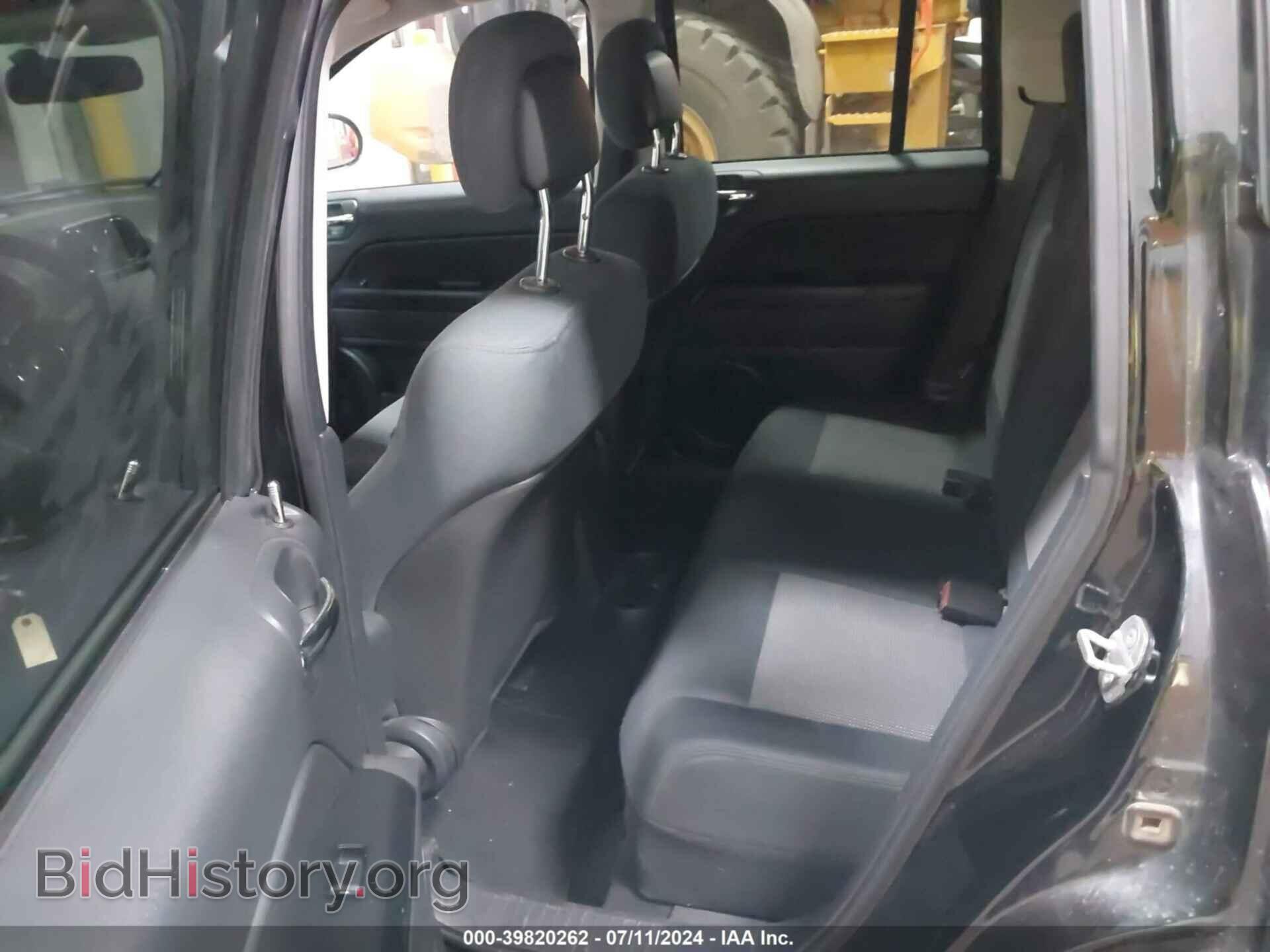 2012 JEEP COMPASS - VIN: 1C4NJDEB4CD573498 - Photo 8