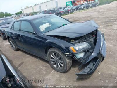 2014 Chrysler 300 S, black — VIN 2C3CCAGG2EH265149, IAAI