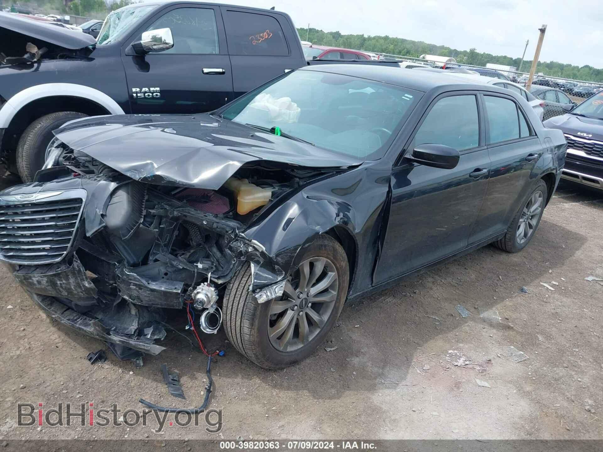 2014 CHRYSLER 300 - VIN: 2C3CCAGG2EH265149 - Photo 2