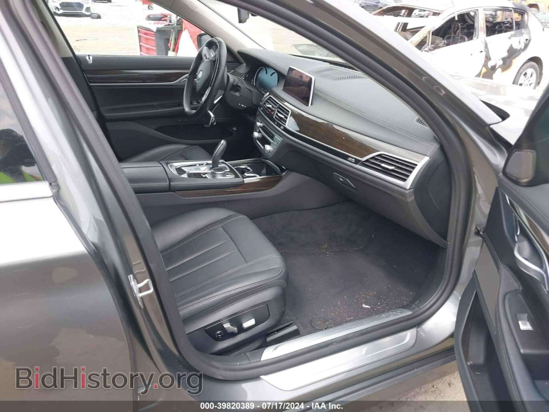 2019 BMW 740I - VIN: WBA7E2C55KB454543 - Фото 5