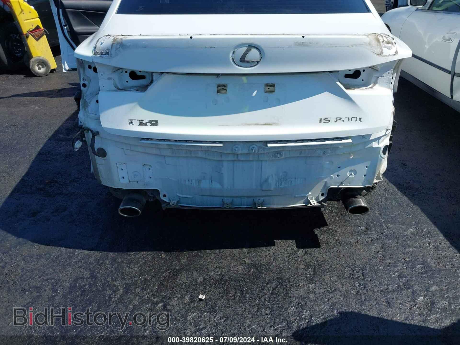 2016 LEXUS IS 200T - VIN: JTHBA1D26G5028985 - Фото 6