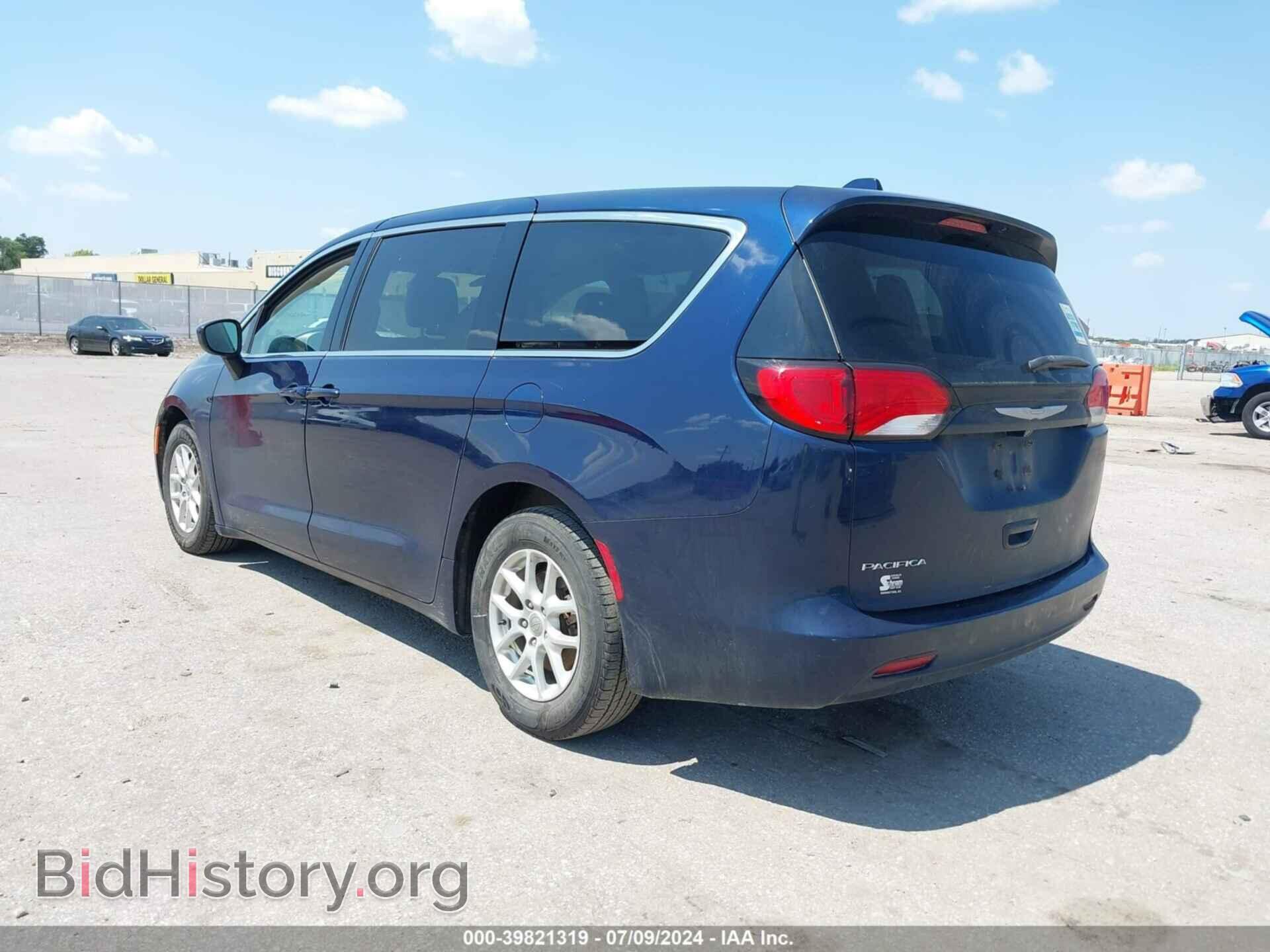 2017 CHRYSLER PACIFICA - VIN: 2C4RC1DG9HR522803 - Фото 3