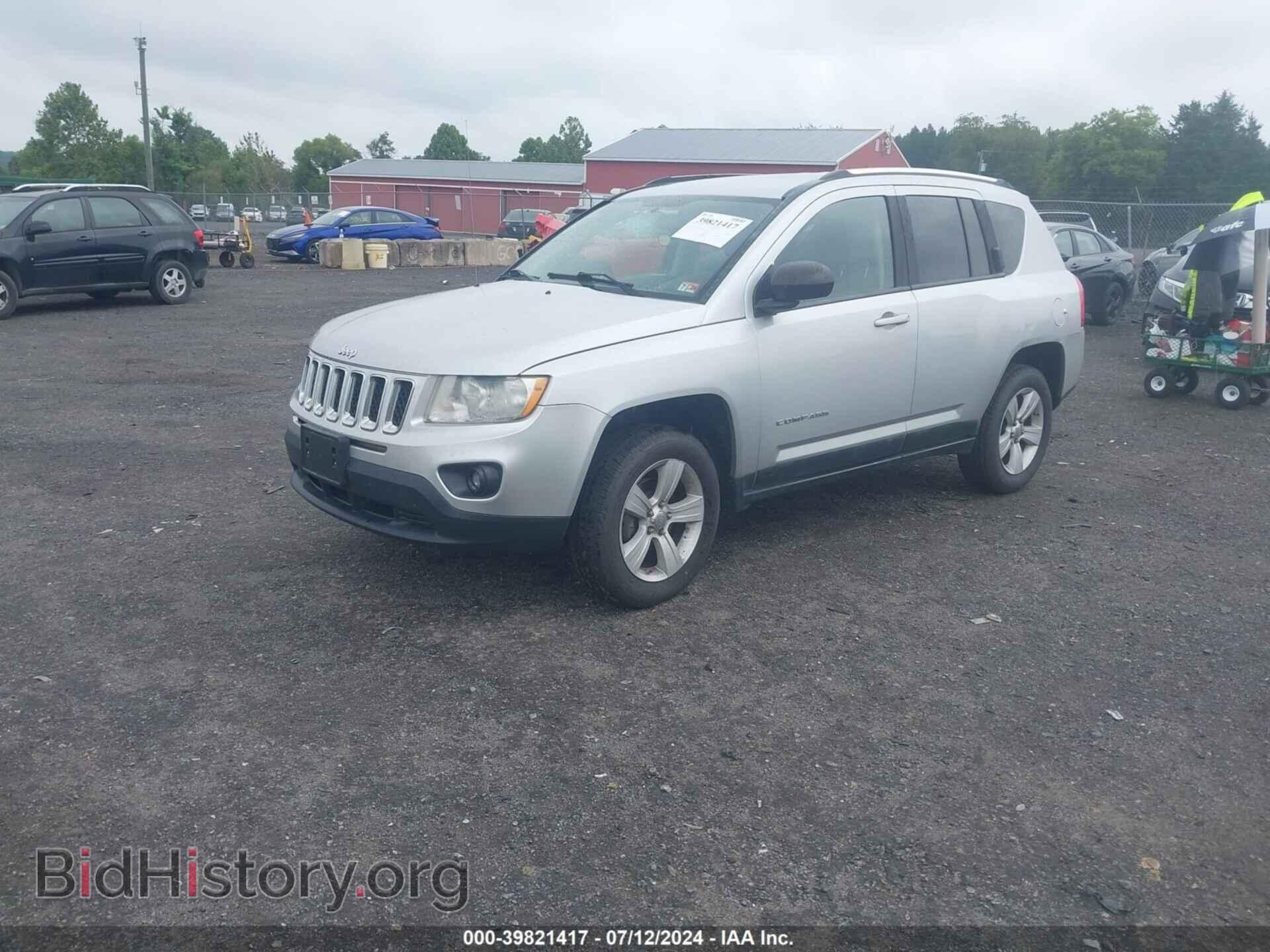 2011 JEEP COMPASS - VIN: 1J4NF1FB3BD244881 - Photo 2