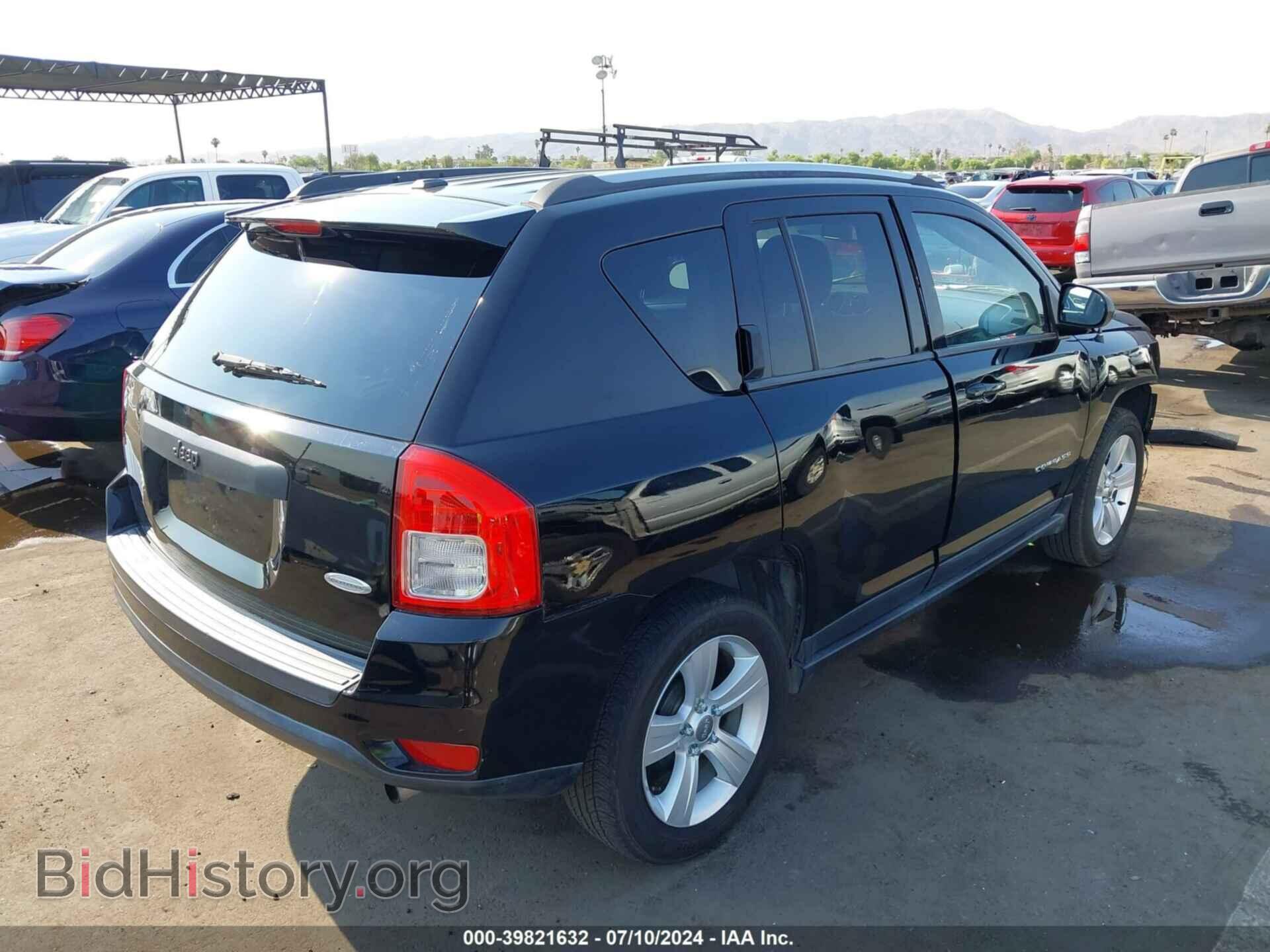 2013 JEEP COMPASS - VIN: 1C4NJCEB3DD205700 - Photo 4