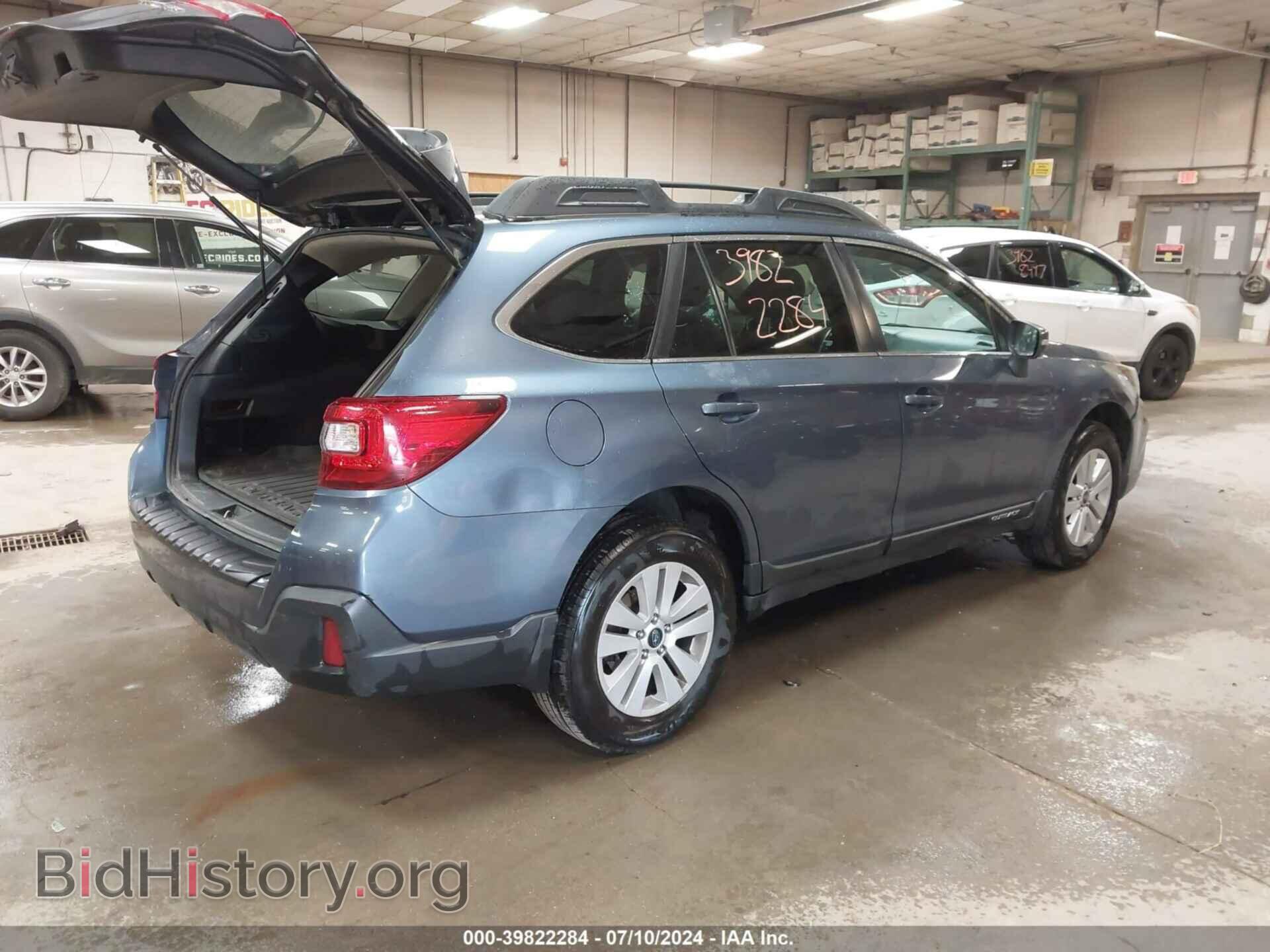 2018 SUBARU OUTBACK - VIN: 4S4BSAHCXJ3292906 - Фото 4
