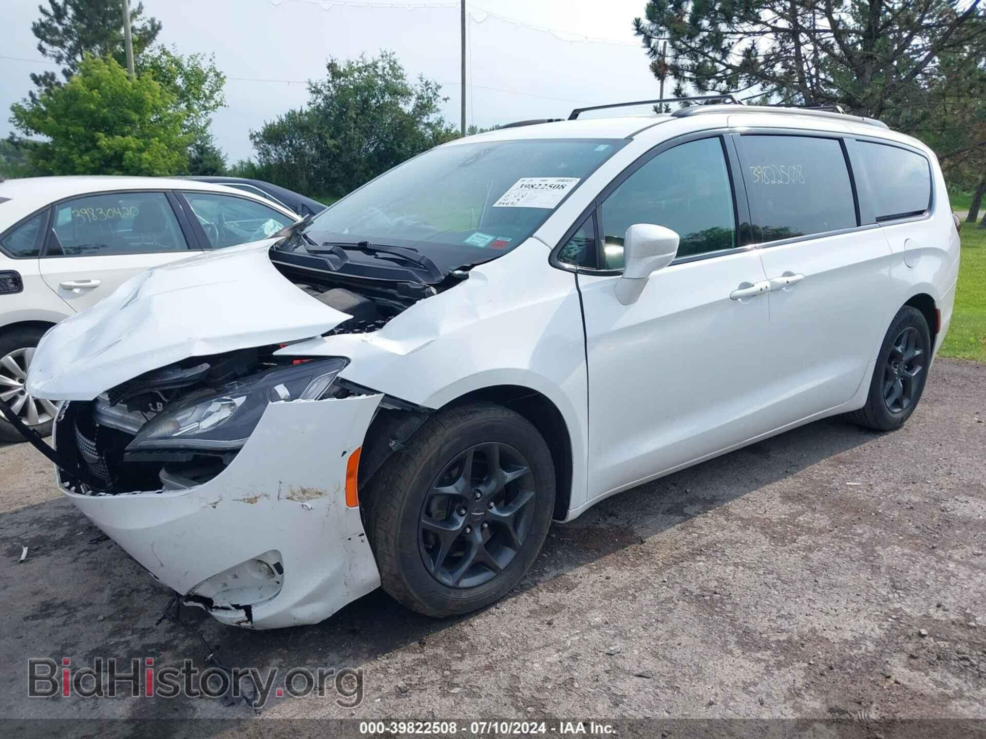 2019 CHRYSLER PACIFICA - VIN: 2C4RC1BG4KR706234 - Фото 2