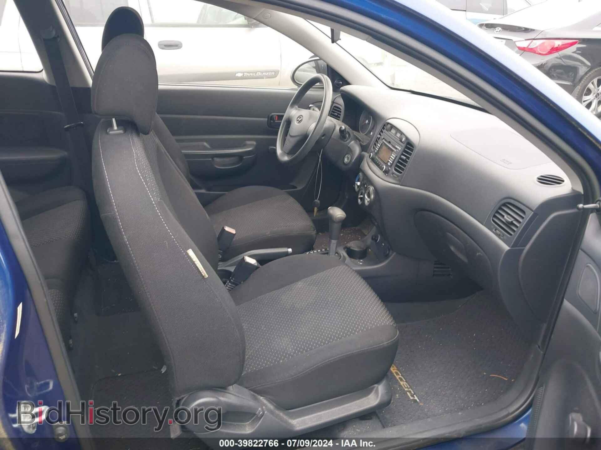 2008 HYUNDAI ACCENT - VIN: KMHCM36C78U092308 - Фото 5