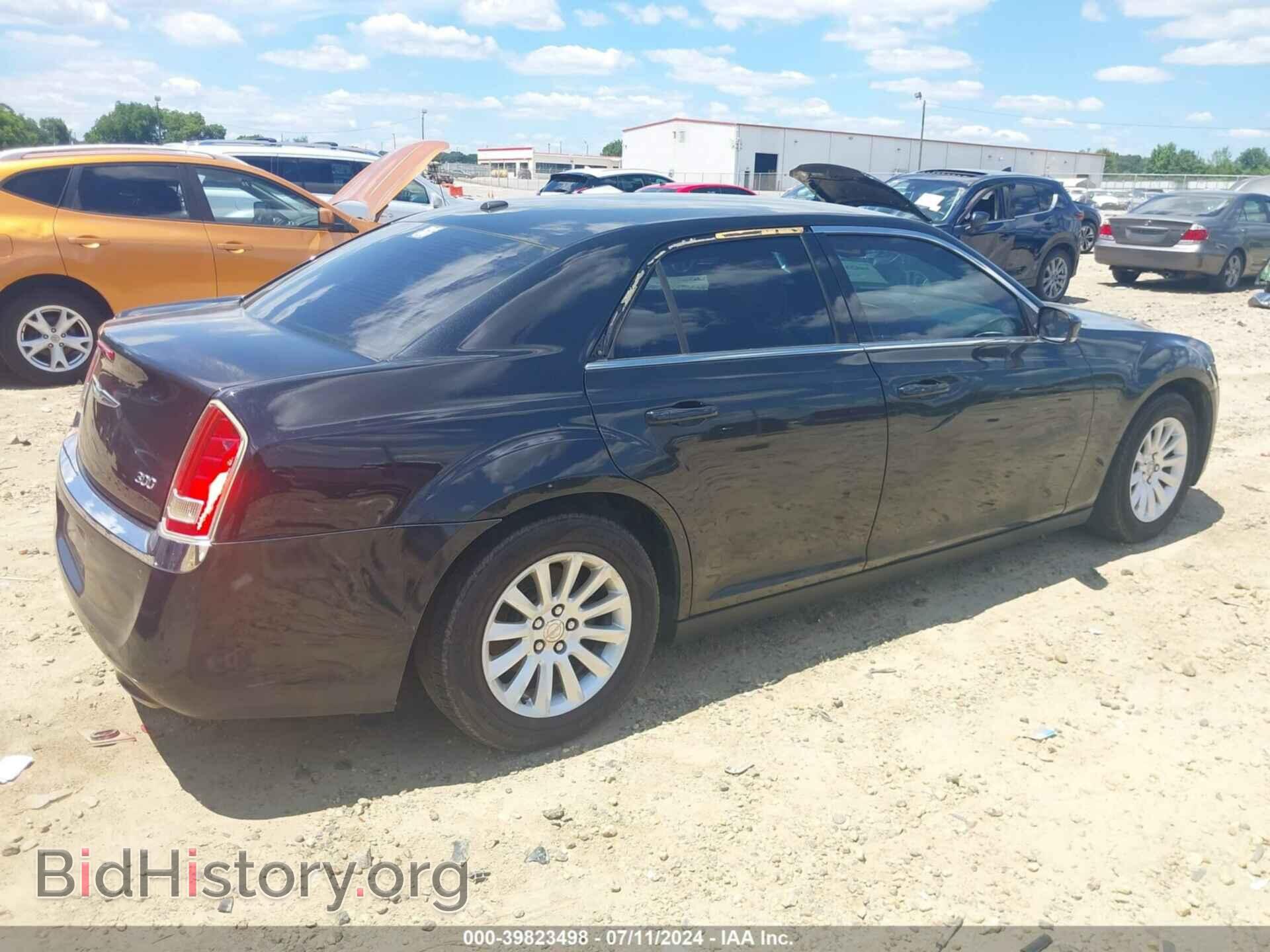 2014 CHRYSLER 300 - VIN: 2C3CCAAG5EH206881 - Фото 6
