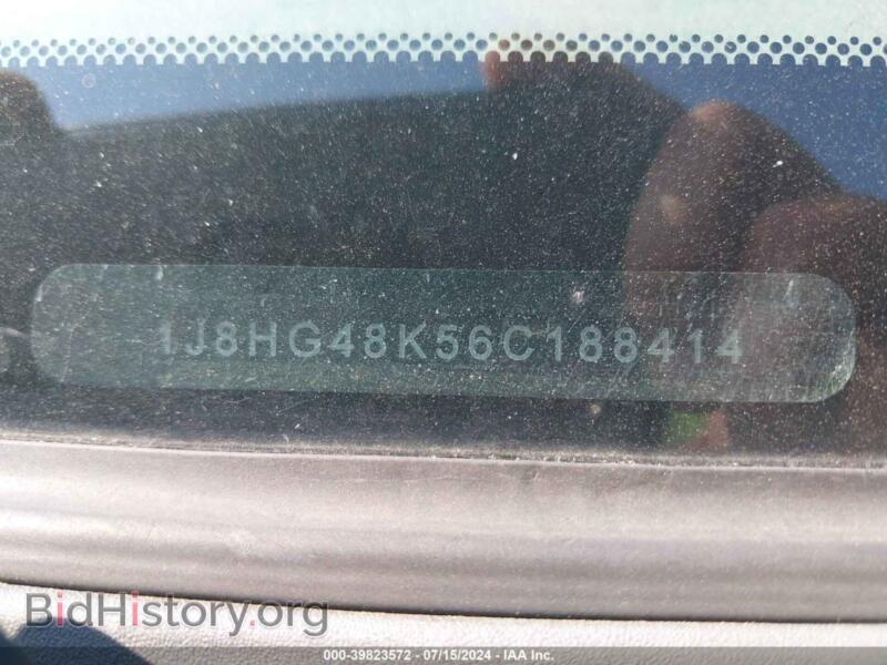 2006 Jeep COMMANDER (VIN 1J8HG48K56C188414) — photo 9 of 11