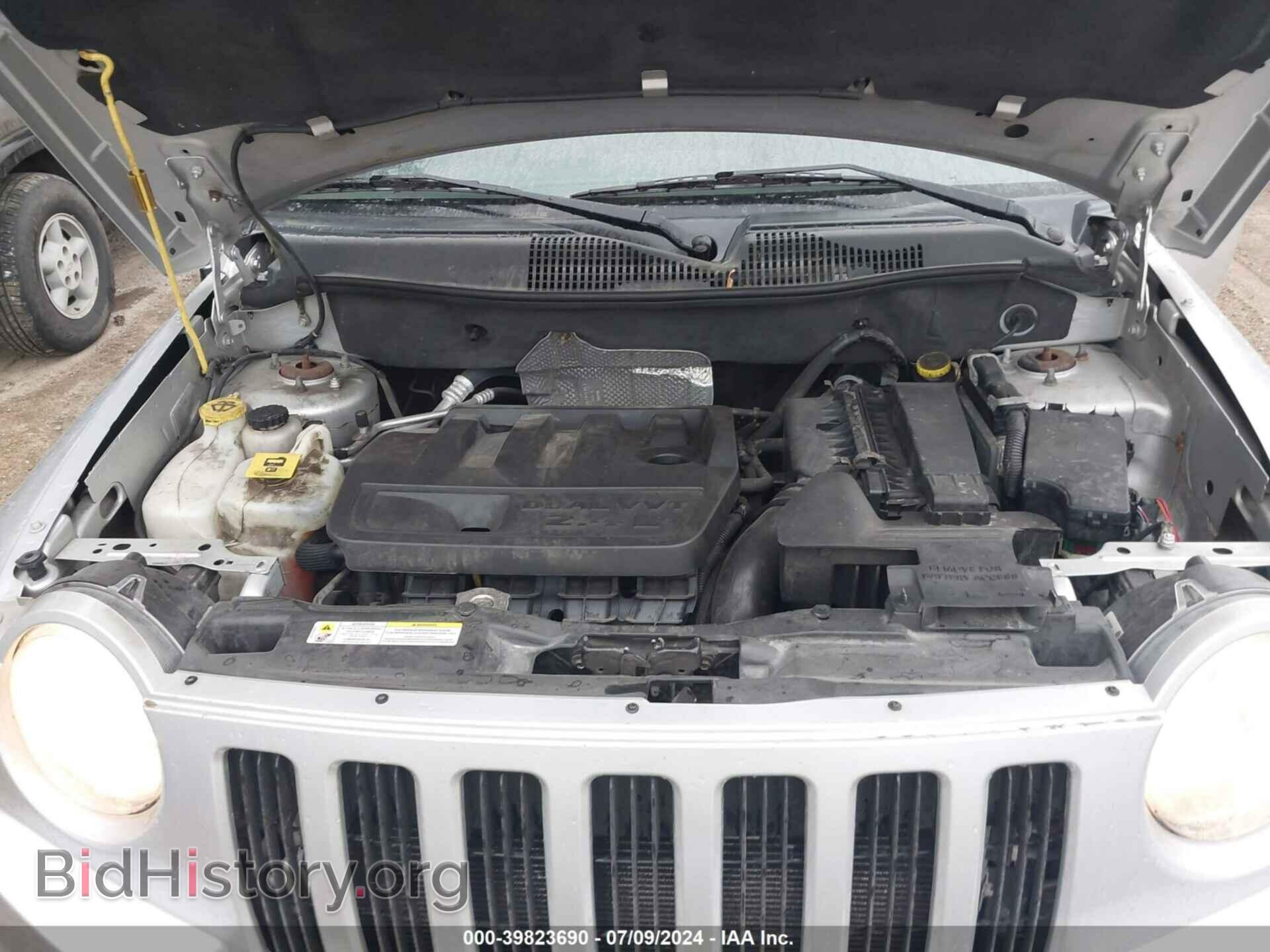 2007 JEEP COMPASS - VIN: 1J8FF57W17D193772 - Фото 10