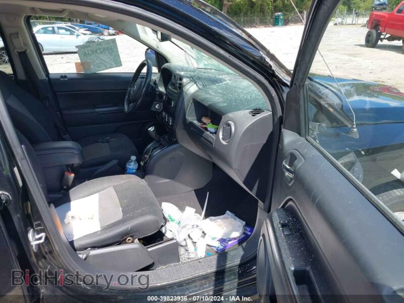 2012 Jeep COMPASS (VIN 1C4NJDEB6CD573440) — photo 5 of 13