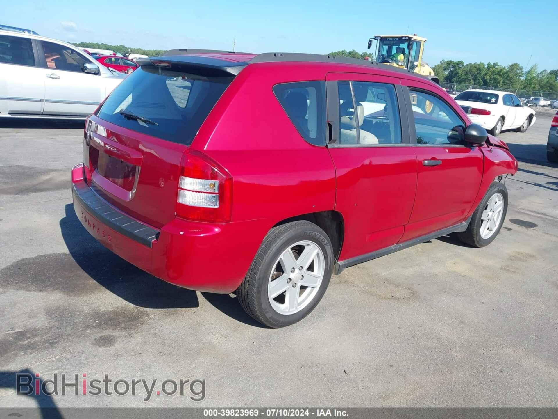 2007 JEEP COMPASS - VIN: 1J8FT47W17D181043 - Фото 4