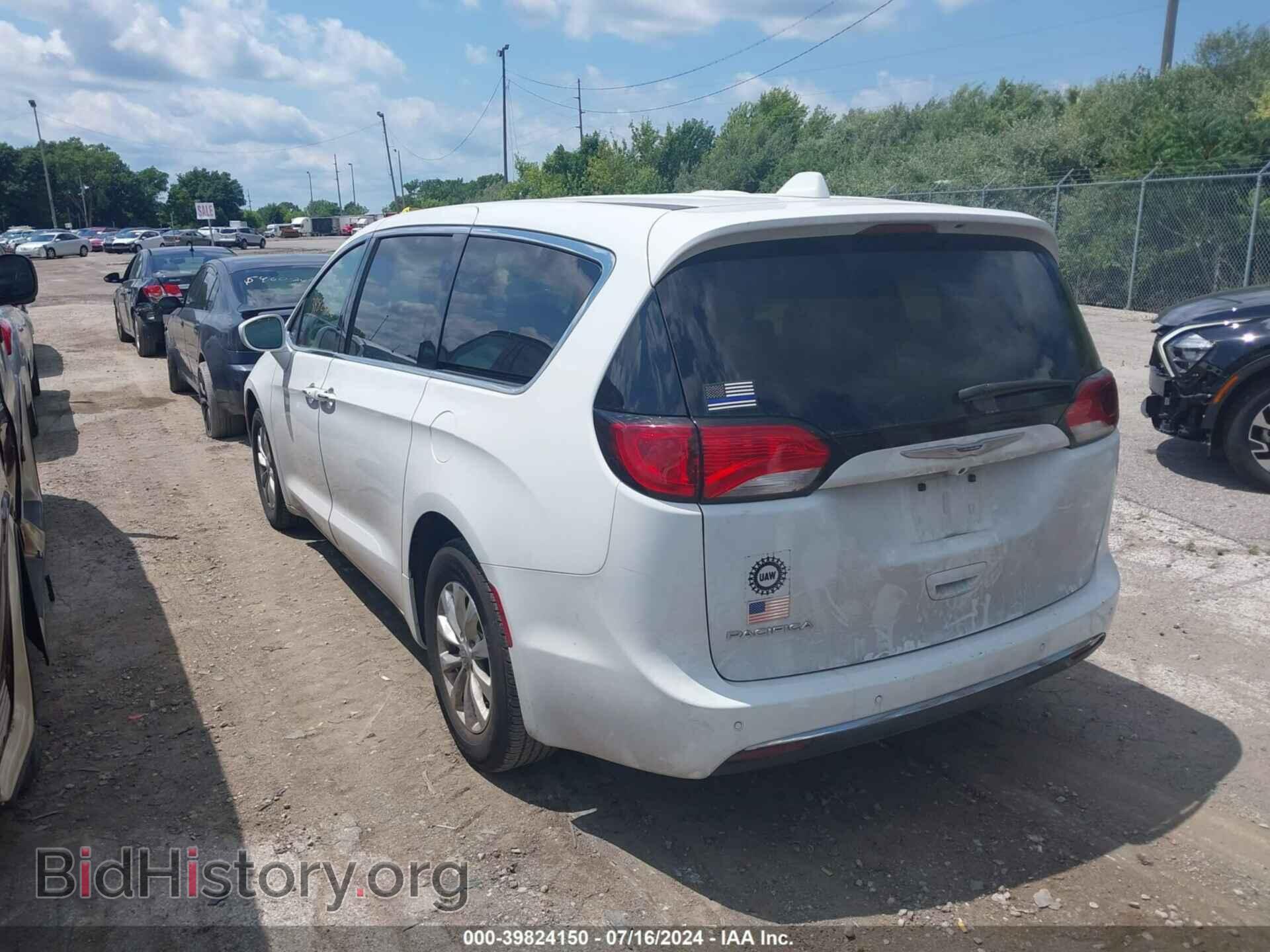 2018 CHRYSLER PACIFICA - VIN: 2C4RC1FG6JR279468 - Photo 3