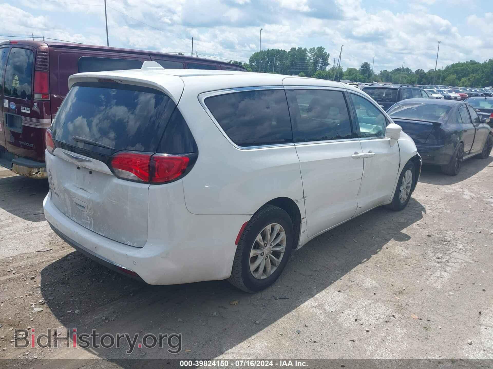 2018 CHRYSLER PACIFICA - VIN: 2C4RC1FG6JR279468 - Photo 4