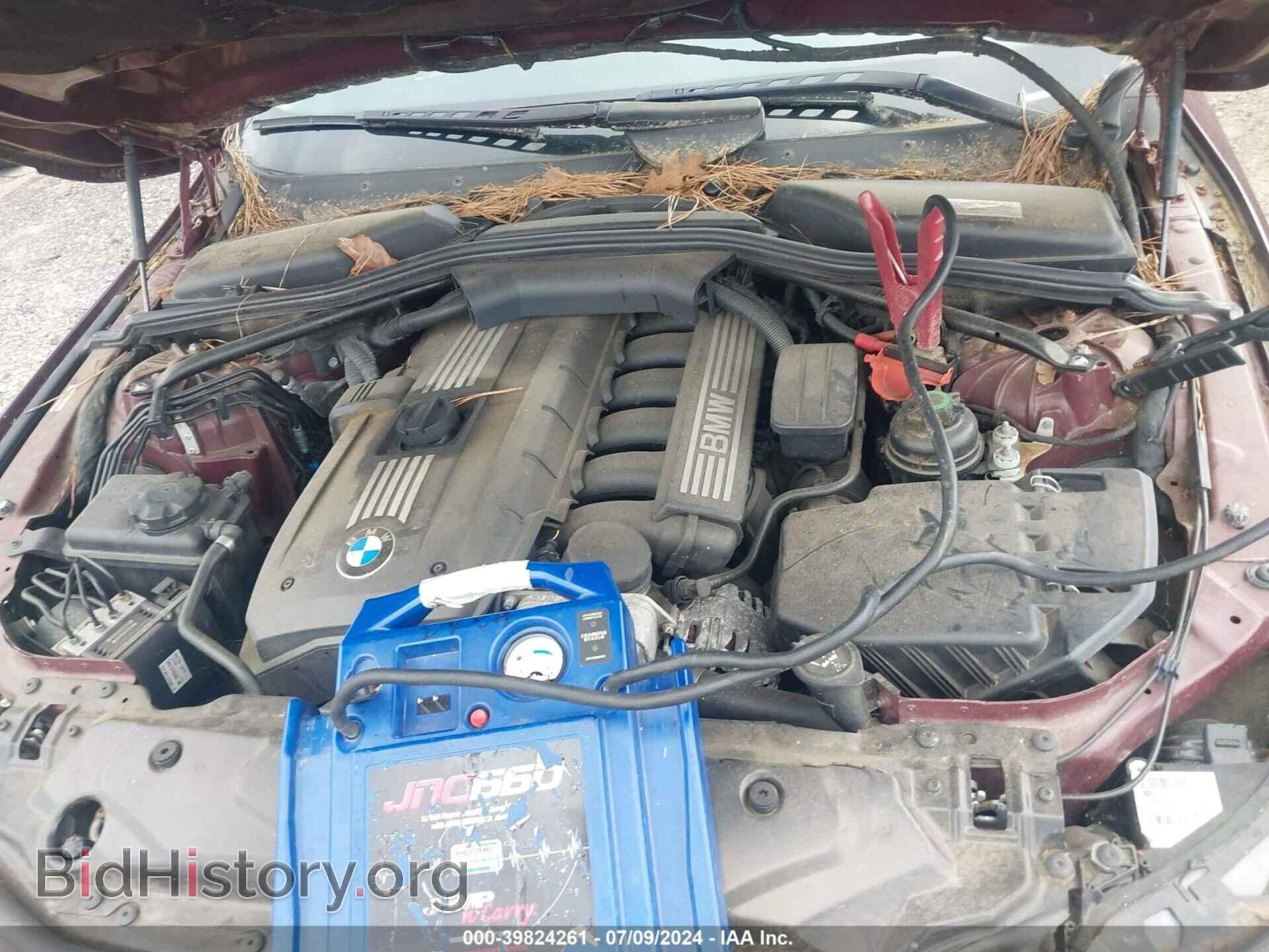 2010 BMW 528I - VIN: WBANV1C55AC389753 - Фото 12