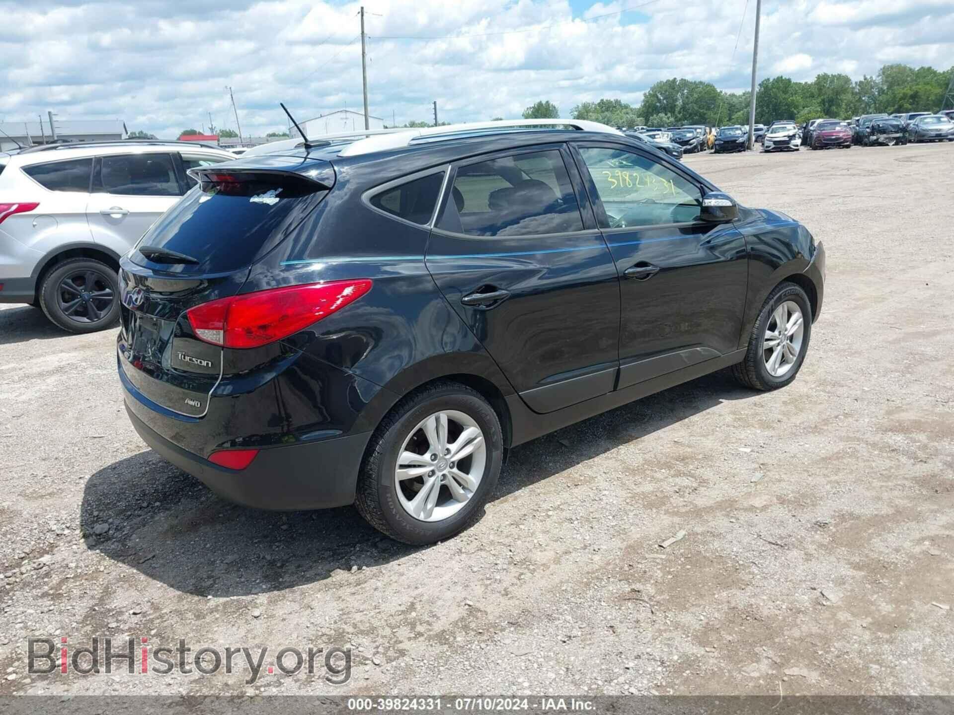 2012 HYUNDAI TUCSON - VIN: KM8JUCAC6CU396186 - Фото 4