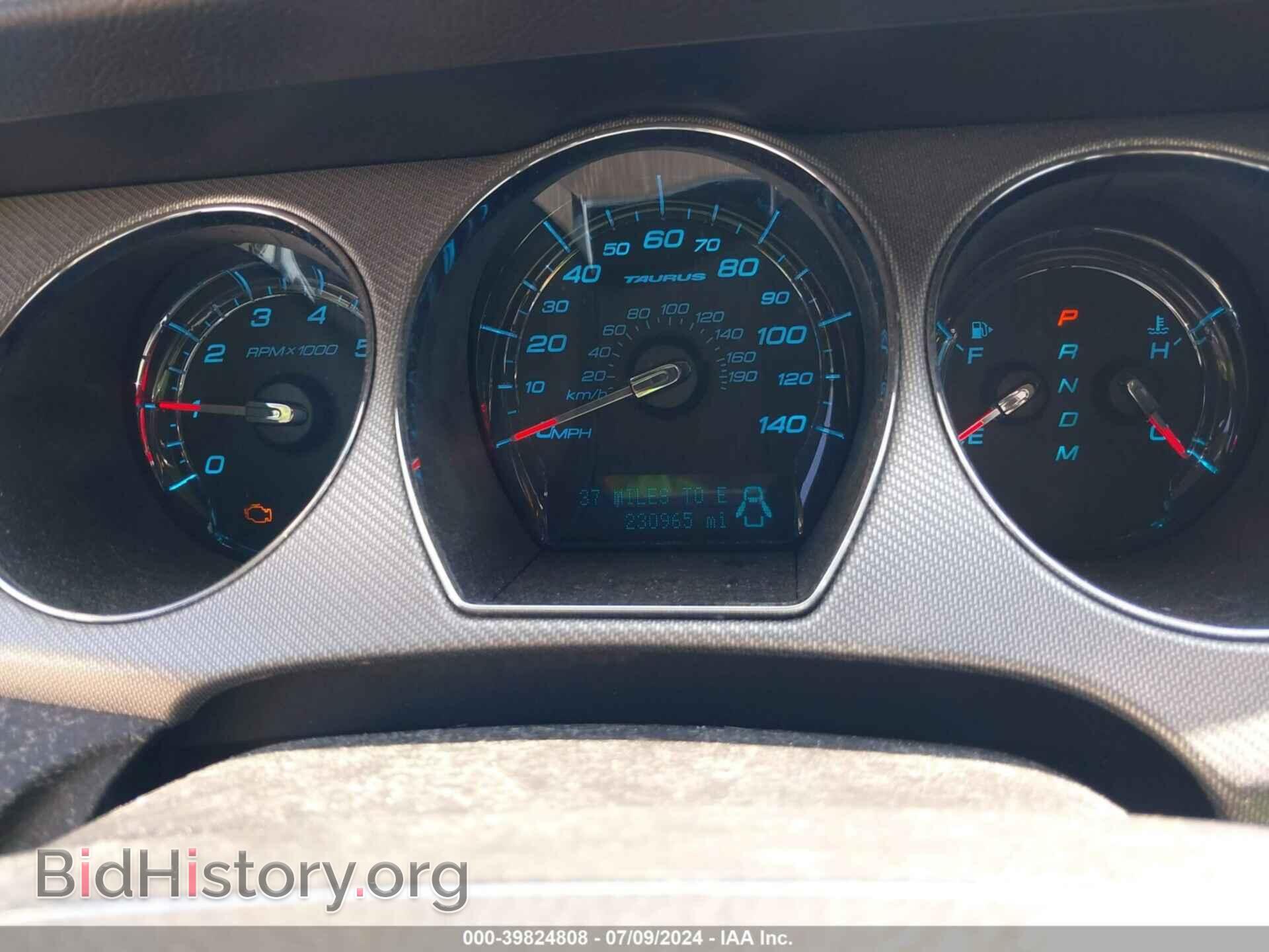2010 FORD TAURUS - VIN: 1FAHP2KT2AG128031 - Фото 7