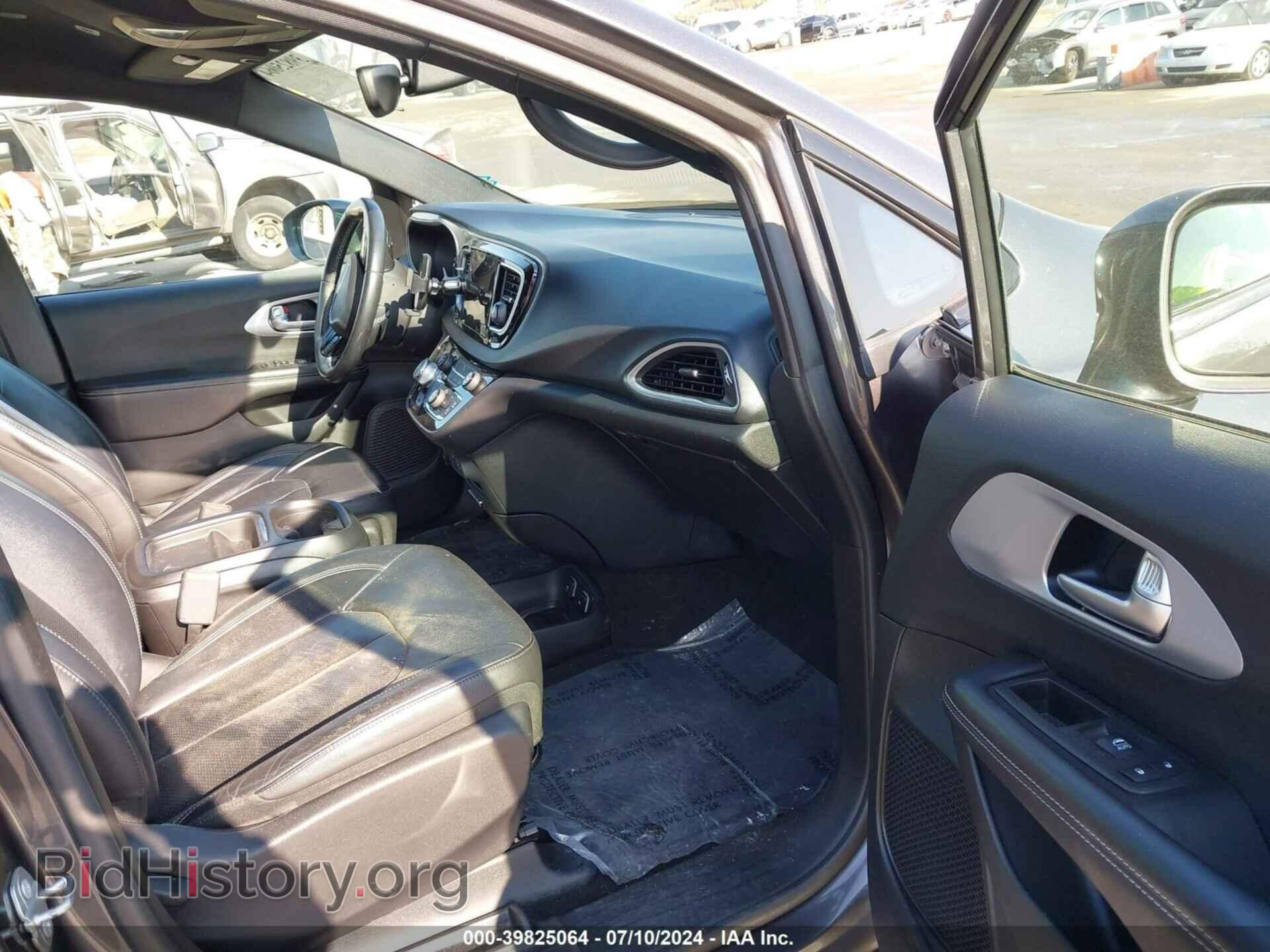 2018 CHRYSLER PACIFICA - VIN: 2C4RC1BG9JR293399 - Фото 5