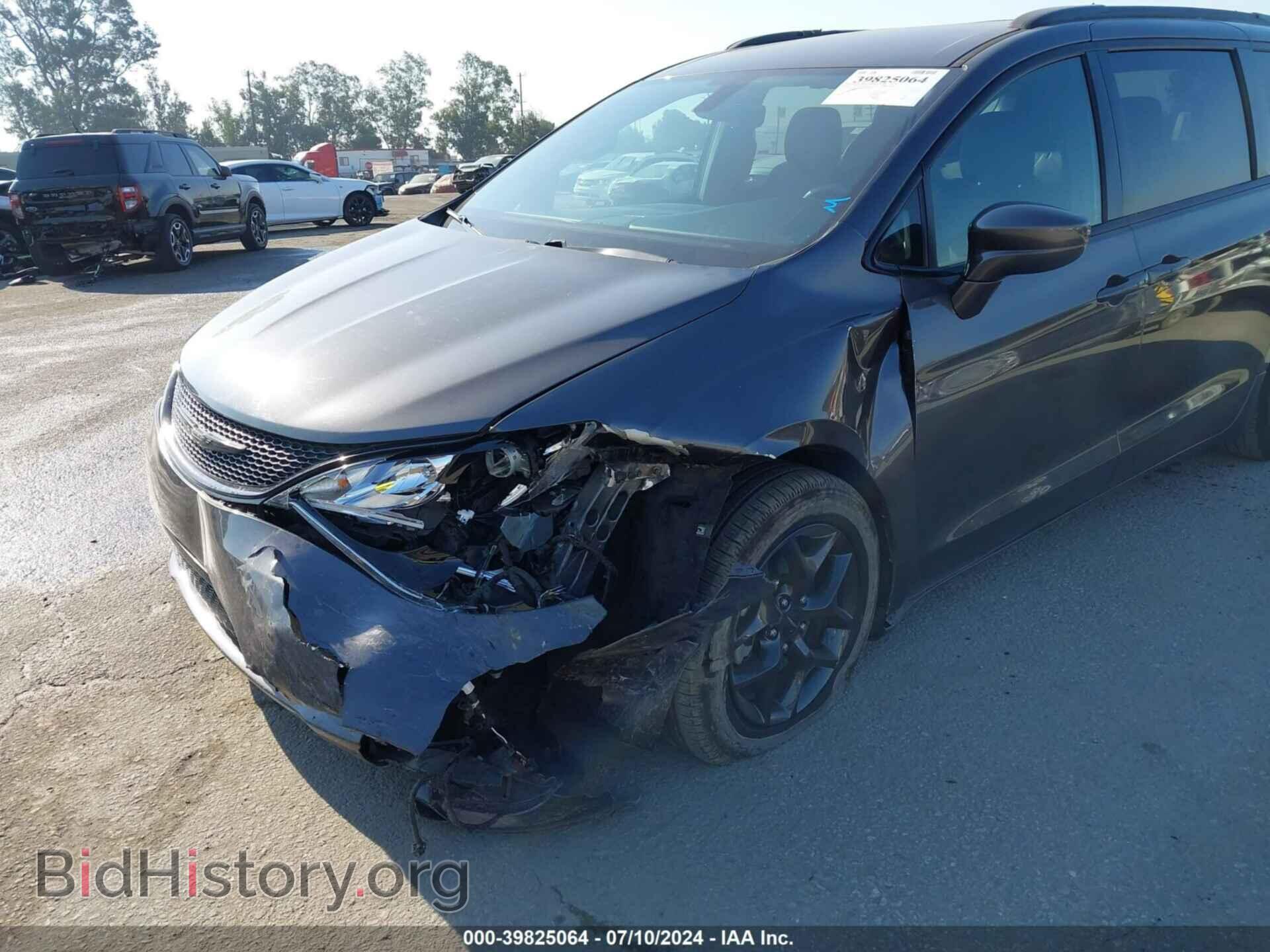2018 CHRYSLER PACIFICA - VIN: 2C4RC1BG9JR293399 - Фото 6