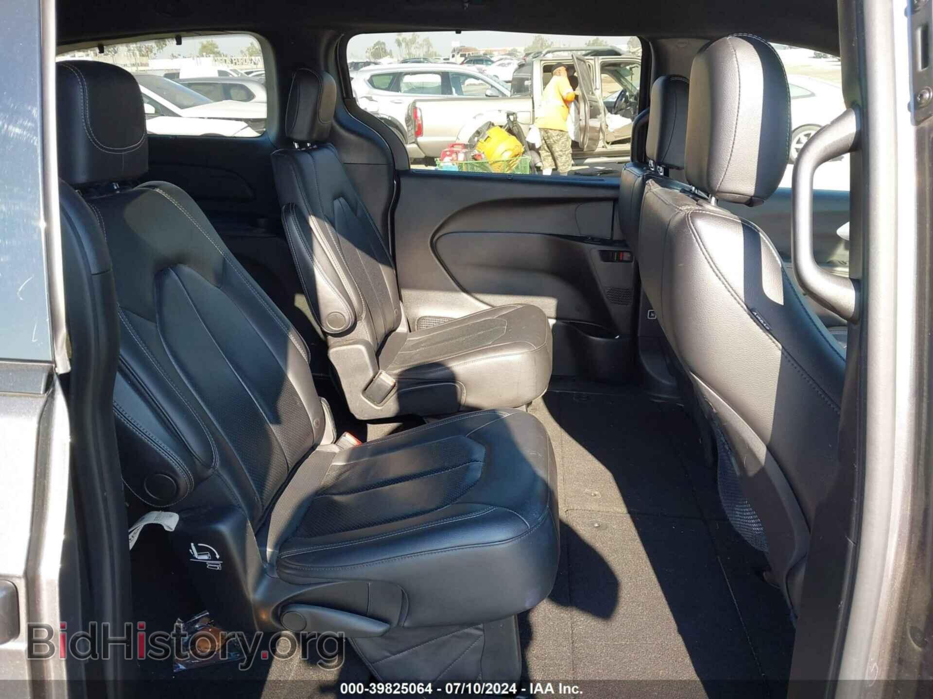 2018 CHRYSLER PACIFICA - VIN: 2C4RC1BG9JR293399 - Фото 8