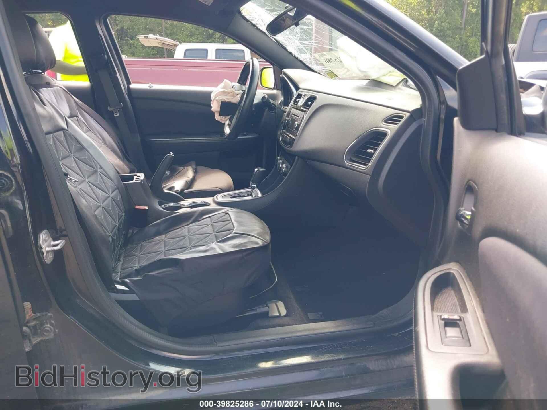 2014 CHRYSLER 200 - VIN: 1C3CCBBG5EN145768 - Фото 5