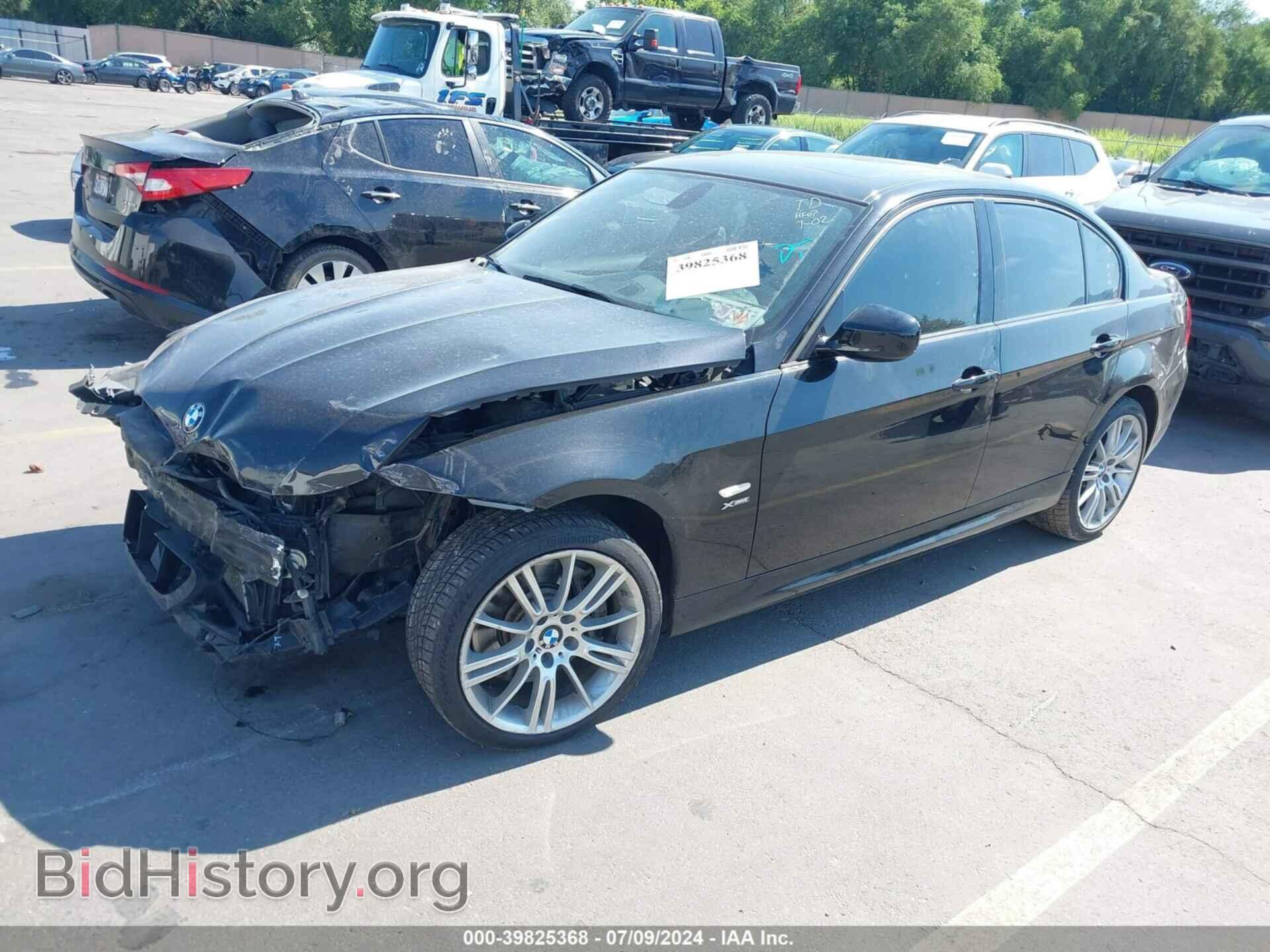 2011 BMW 335I - VIN: WBAPL5C54BA917267 - Фото 2