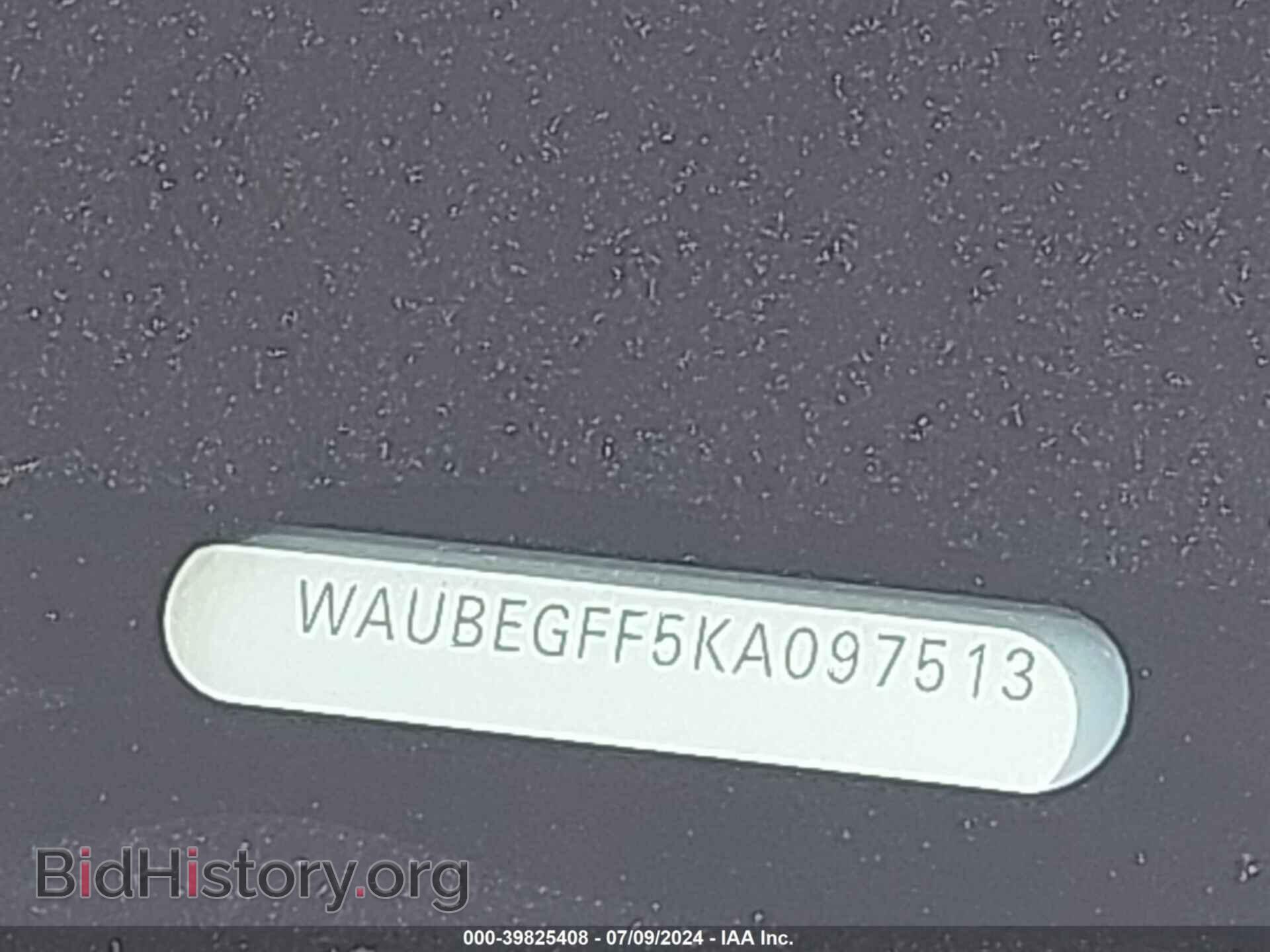 2019 AUDI A3 - VIN: WAUBEGFF5KA097513 - Фото 9
