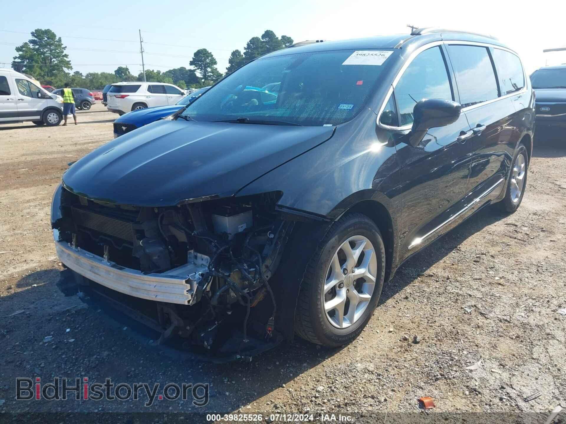2017 CHRYSLER PACIFICA - VIN: 2C4RC1BG4HR503496 - Photo 2
