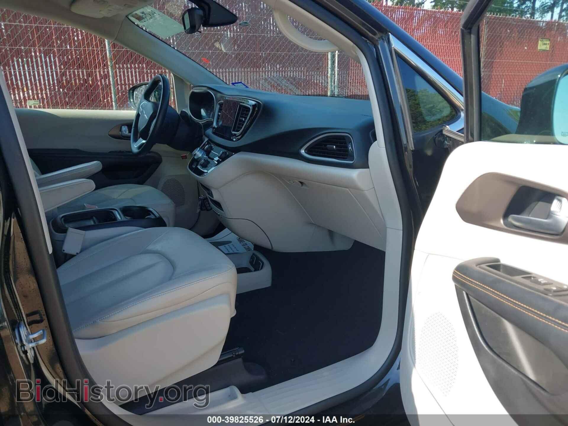 2017 CHRYSLER PACIFICA - VIN: 2C4RC1BG4HR503496 - Photo 5