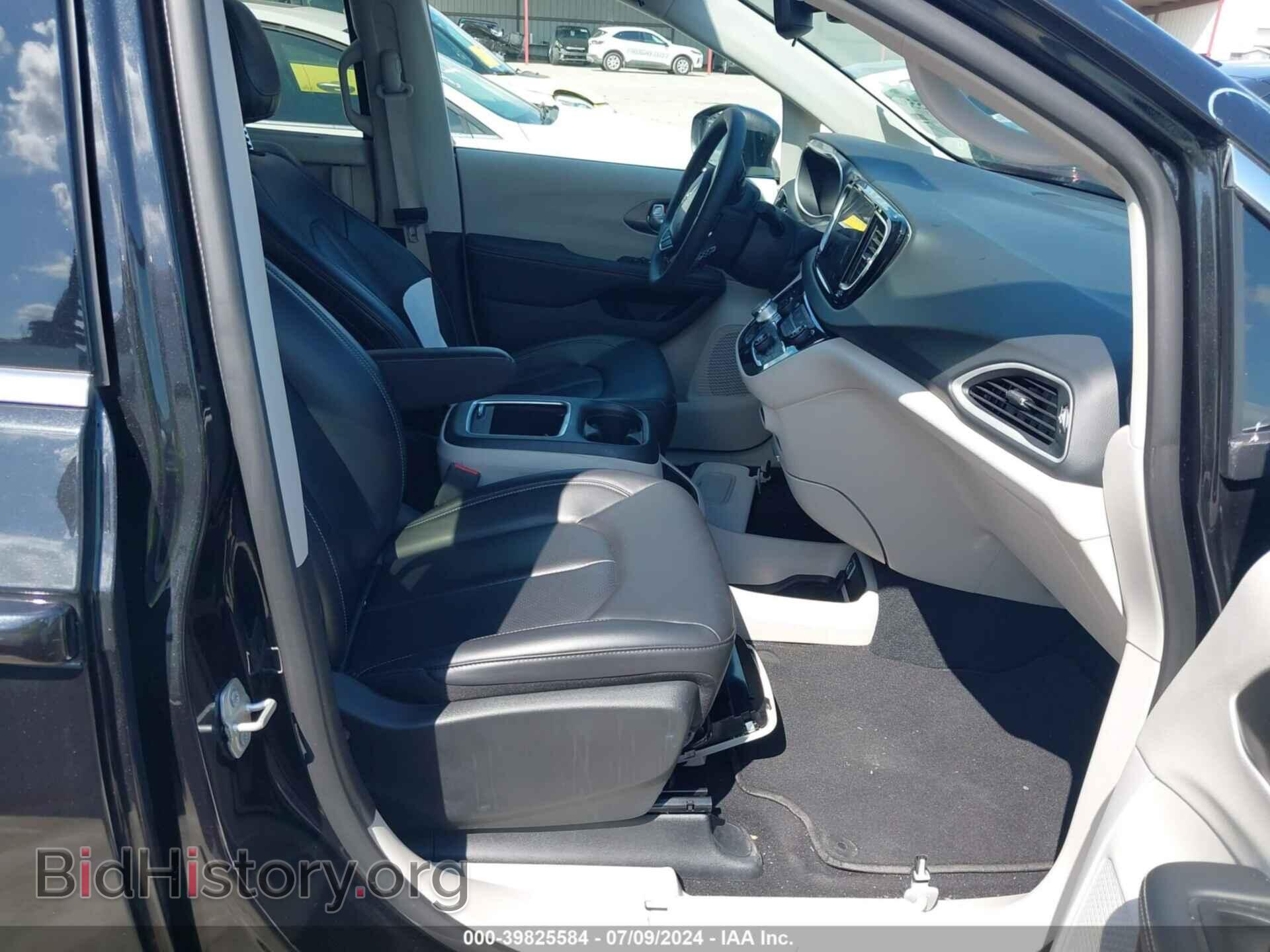 2023 CHRYSLER PACIFICA - VIN: 2C4RC1BG0PR625254 - Фото 5