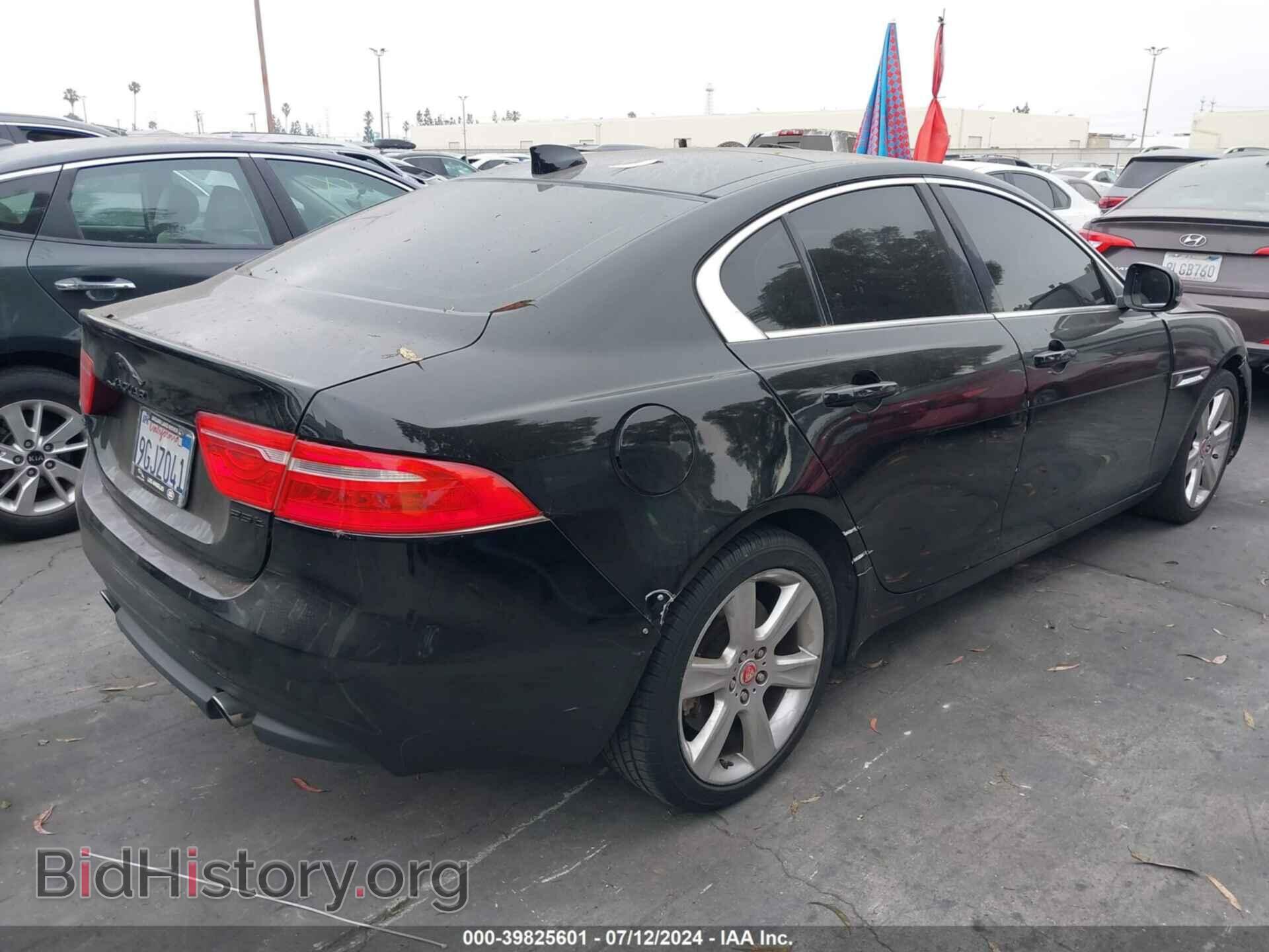 2017 JAGUAR XE - VIN: SAJAE4BG2HA964534 - Фото 4