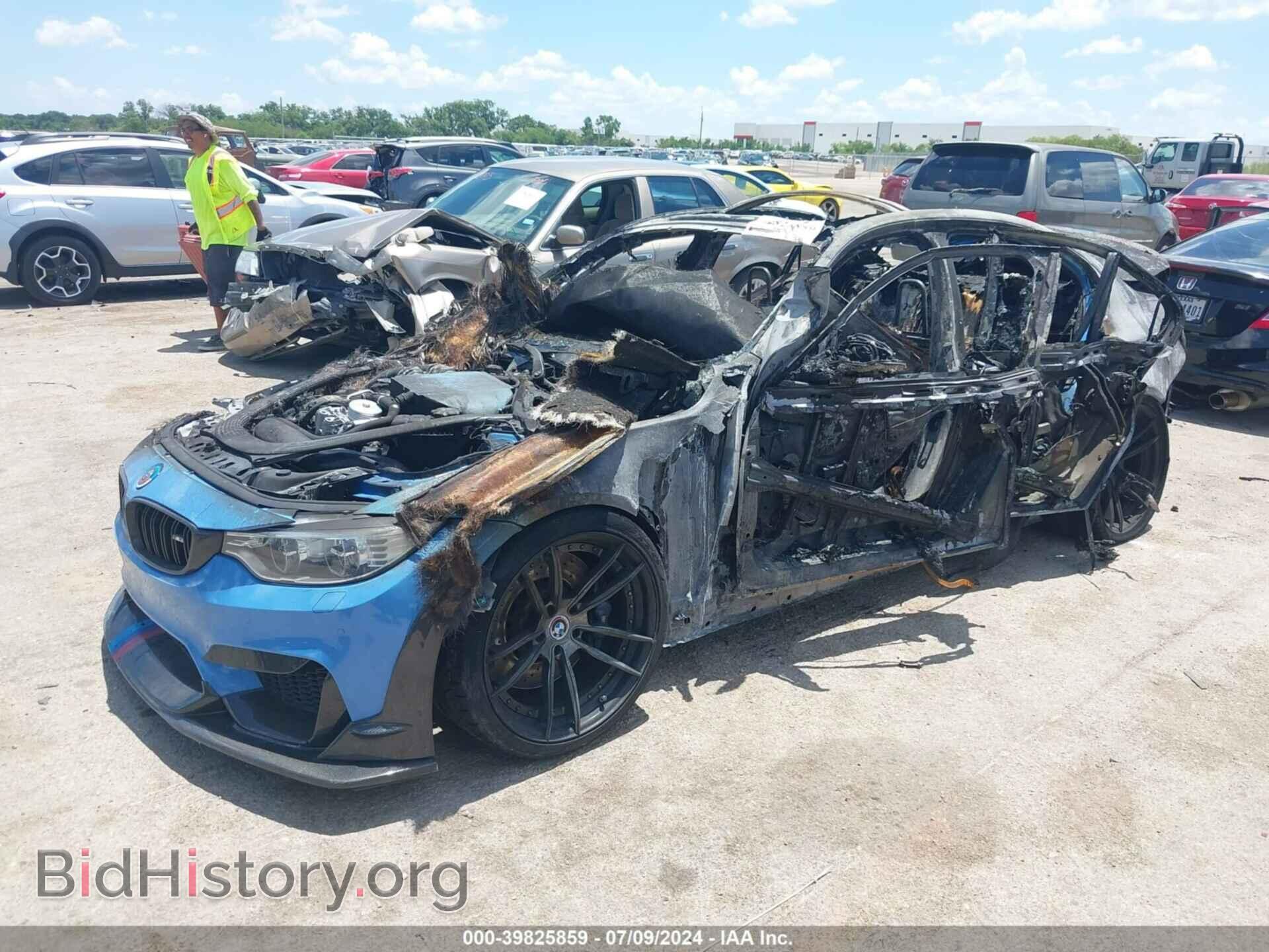 2015 BMW M3 - VIN: WBS3C9C58FP803390 - Фото 2
