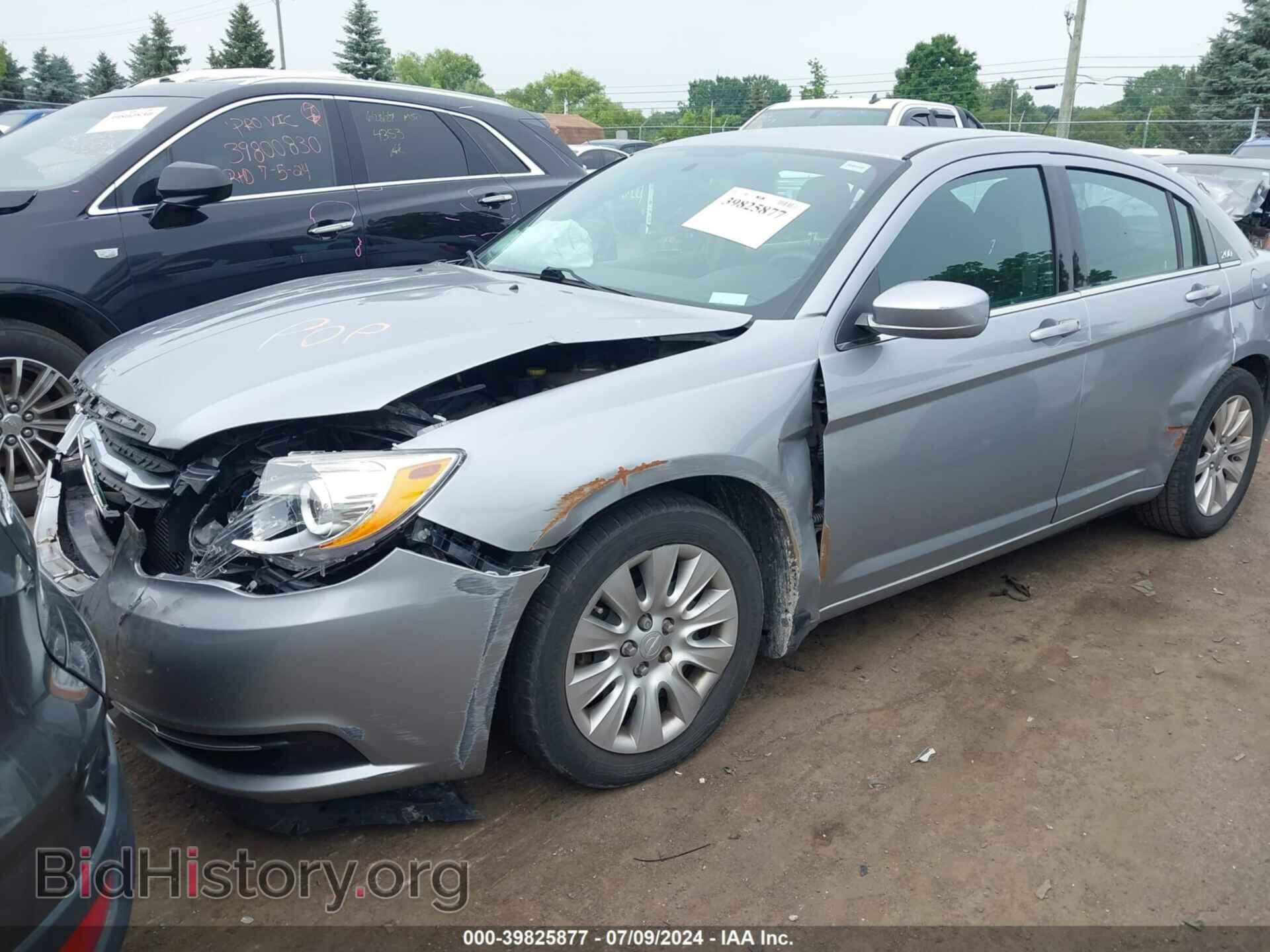 2014 CHRYSLER 200 - VIN: 1C3CCBAB5EN128202 - Фото 2