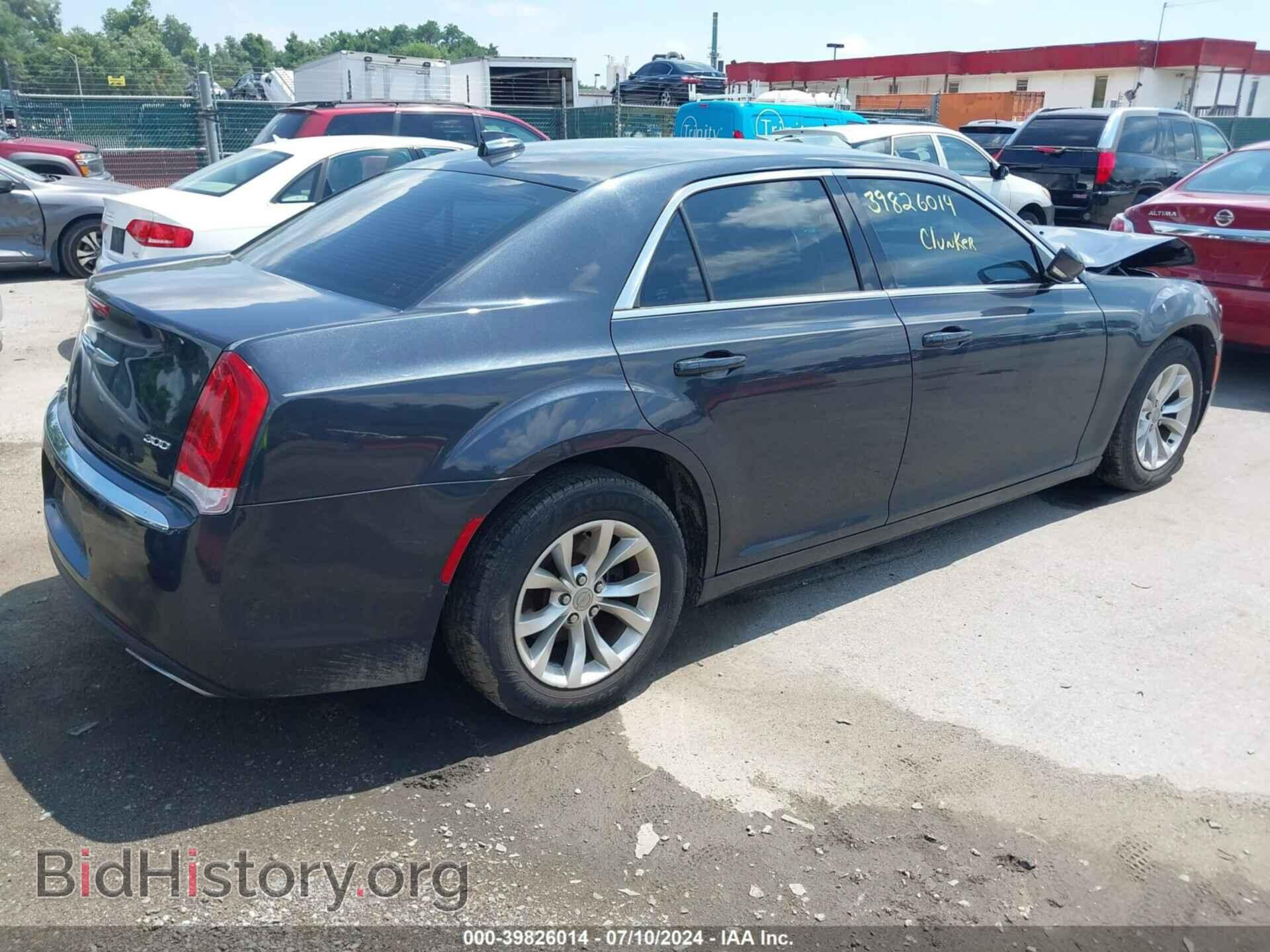 2015 CHRYSLER 300 - VIN: 2C3CCAAG3FH756114 - Фото 4